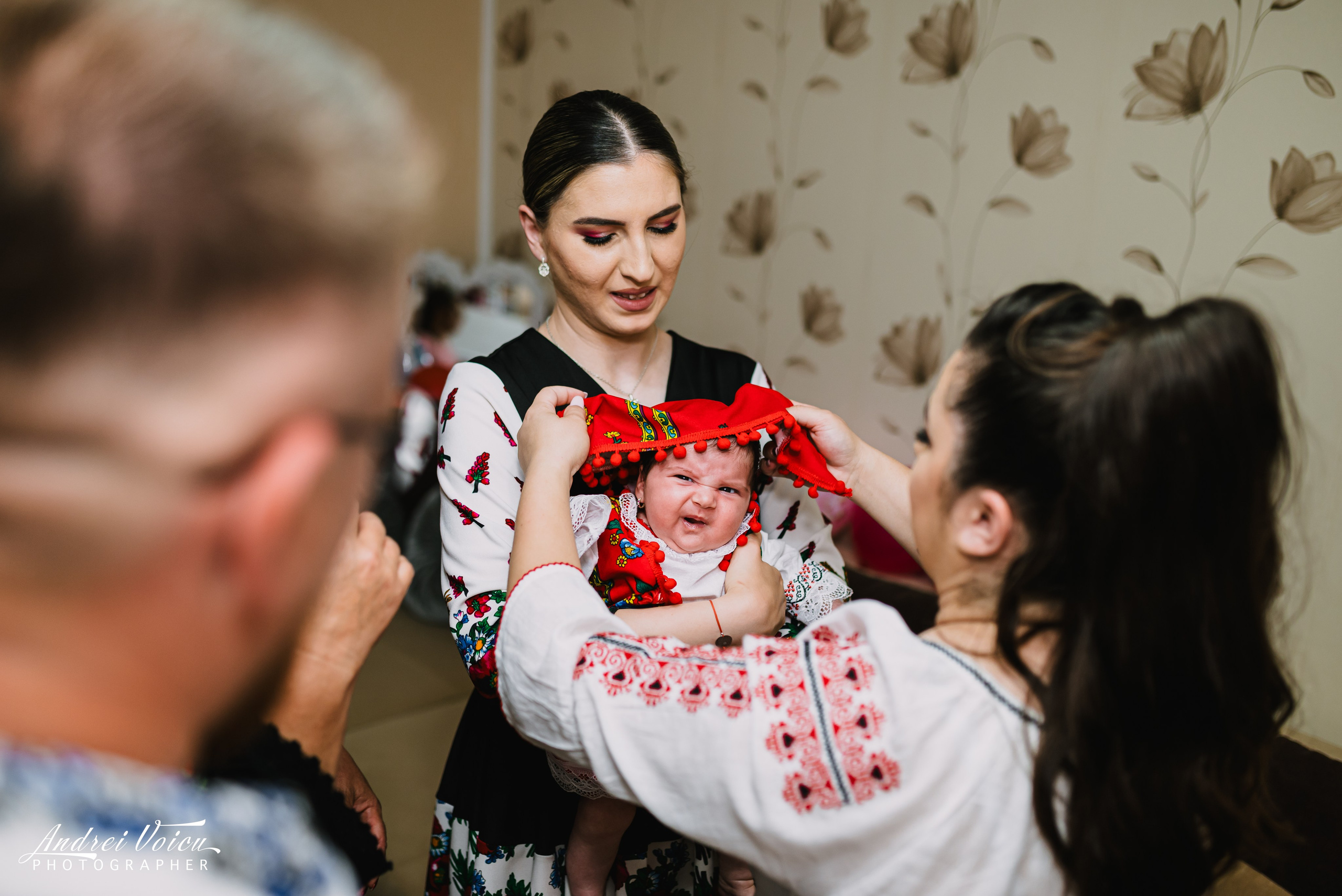 Fotografia de botez. Andrei Voicu Fotograf. Povești nescrise, surprinse atent