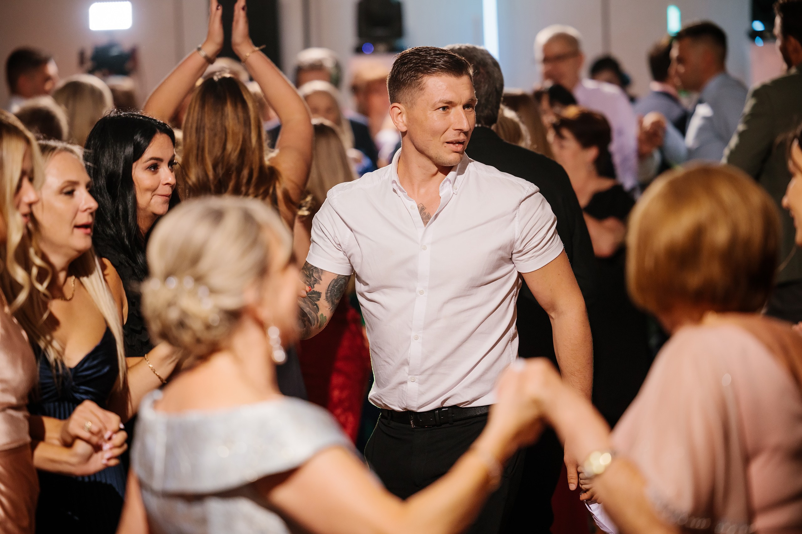 05.10.2024 Wedding. Wedding family event photographer in Chicago Nick Yushevich