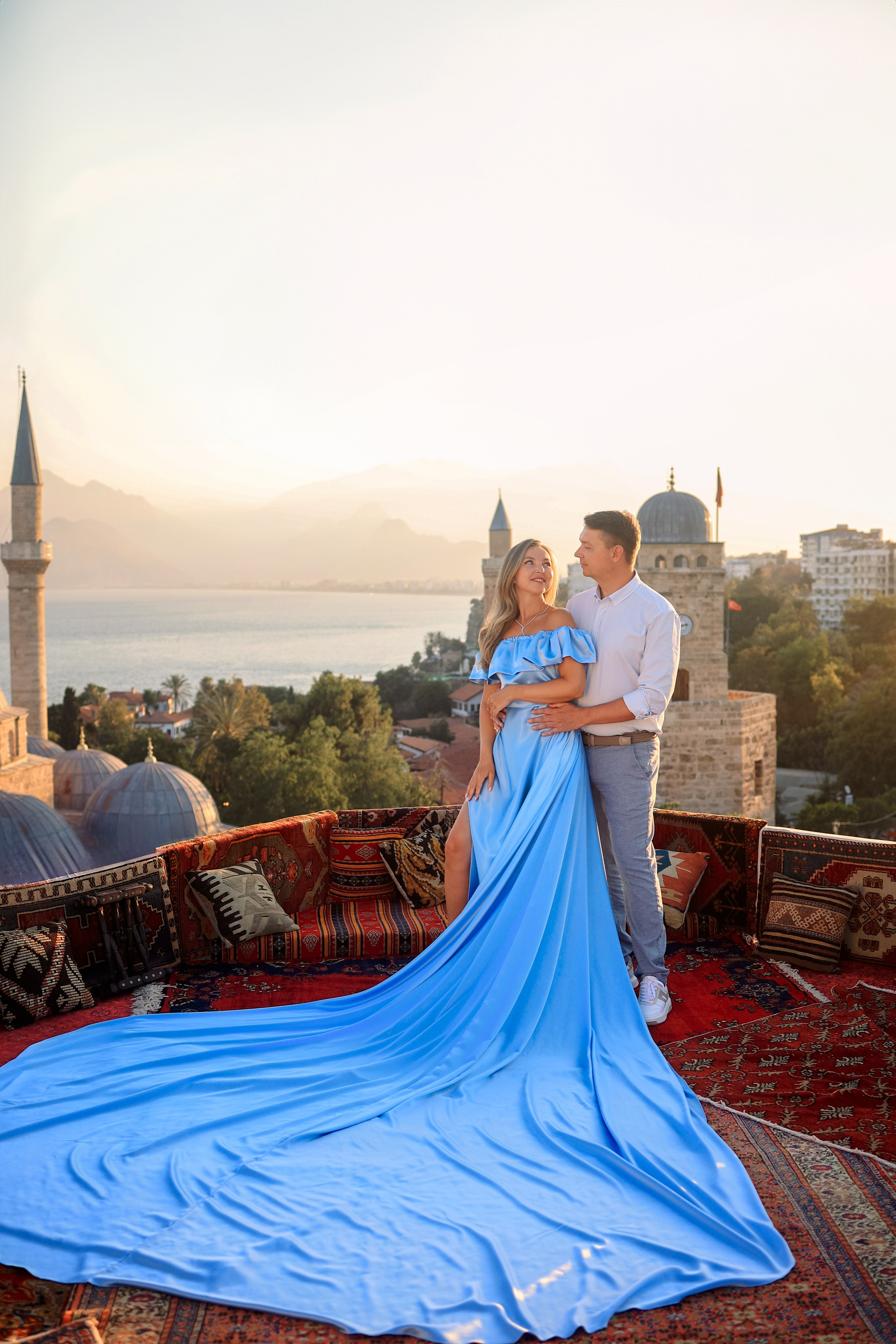 Flying dresses for rent. Photographer in Turkey, Antalya, Kemer, Belek, Side, Kas, Fethiye
