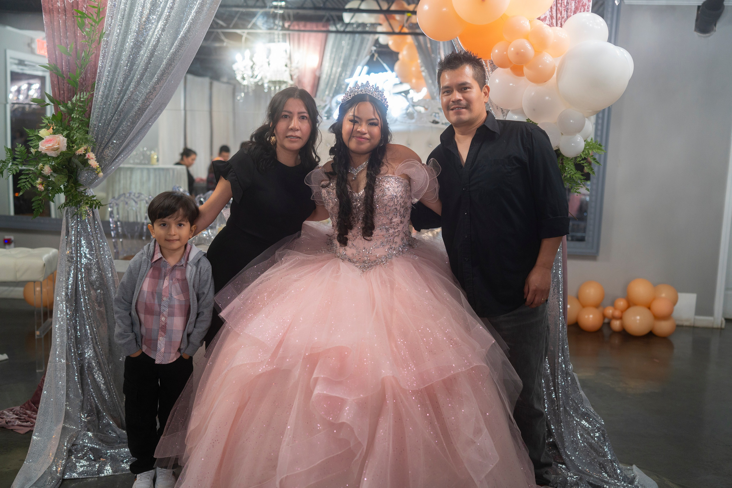 HONEY MIA HERNÁNDES QUINCEANERA. Ke’Ondris