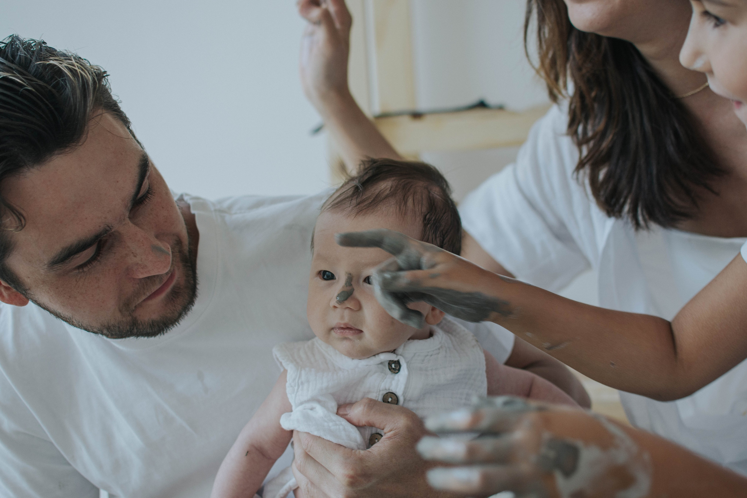 Family pottery shoot. Buenos Aires. Photographer @elmirkami in the city of Buenos Aires