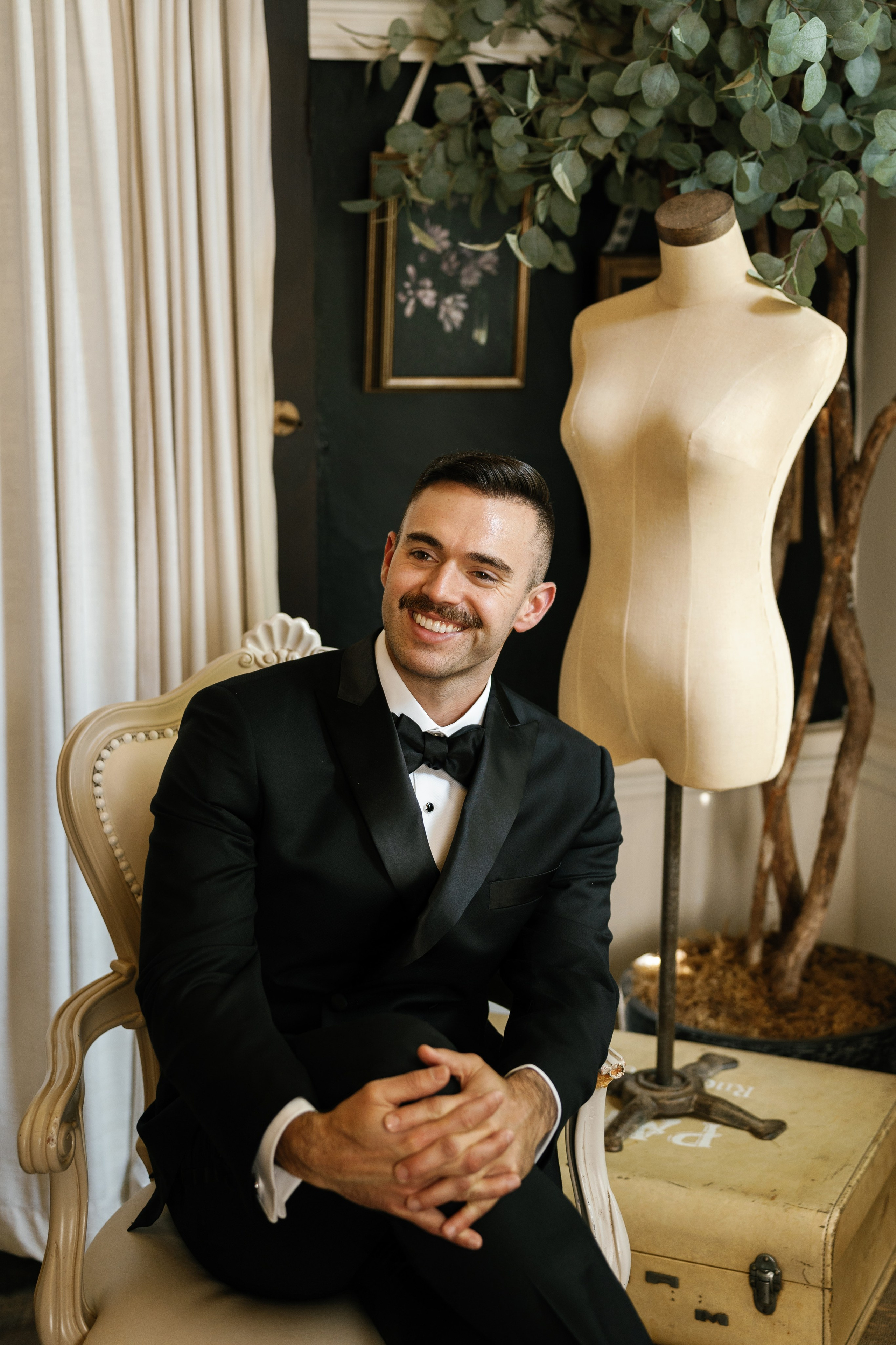 LGBT wedding photographer in California. Wedding Photography & Videography Team in California, Los Angeles, San Francisco, San Diego and Travel