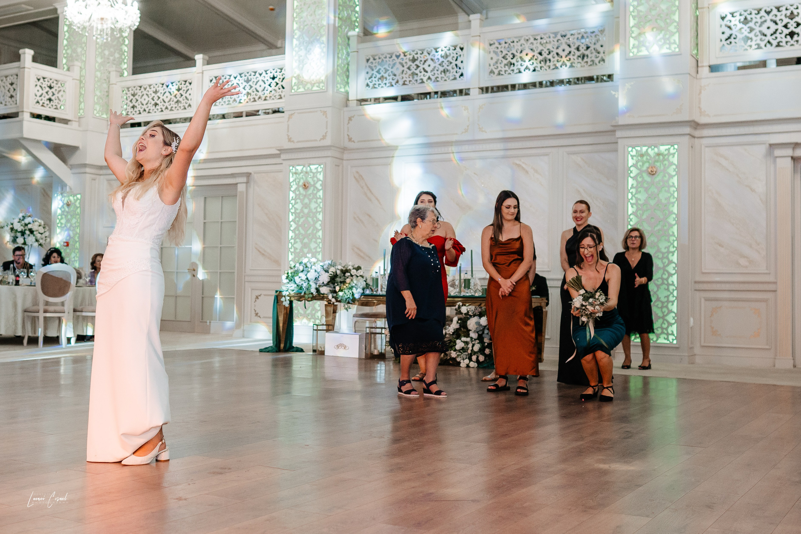 Diana & Cătălin – Nuntă clasică și rafinată. Fotograf de nuntă, corporate, botezuri, majorate și aniversări Roman, Lucaci Cornel