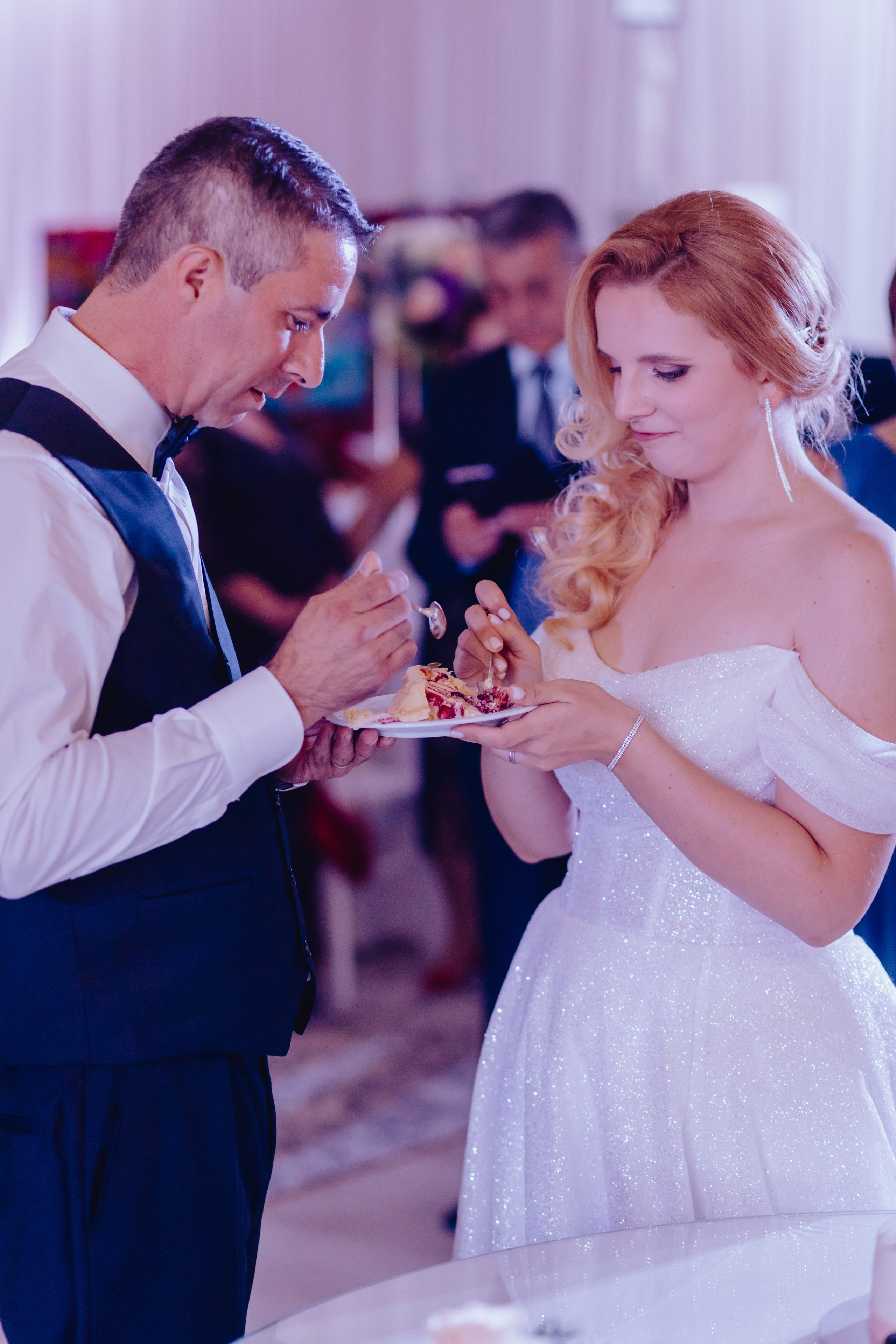 Alexandru & Maria. Wedding & couple photographer from Romania Rut Vetan