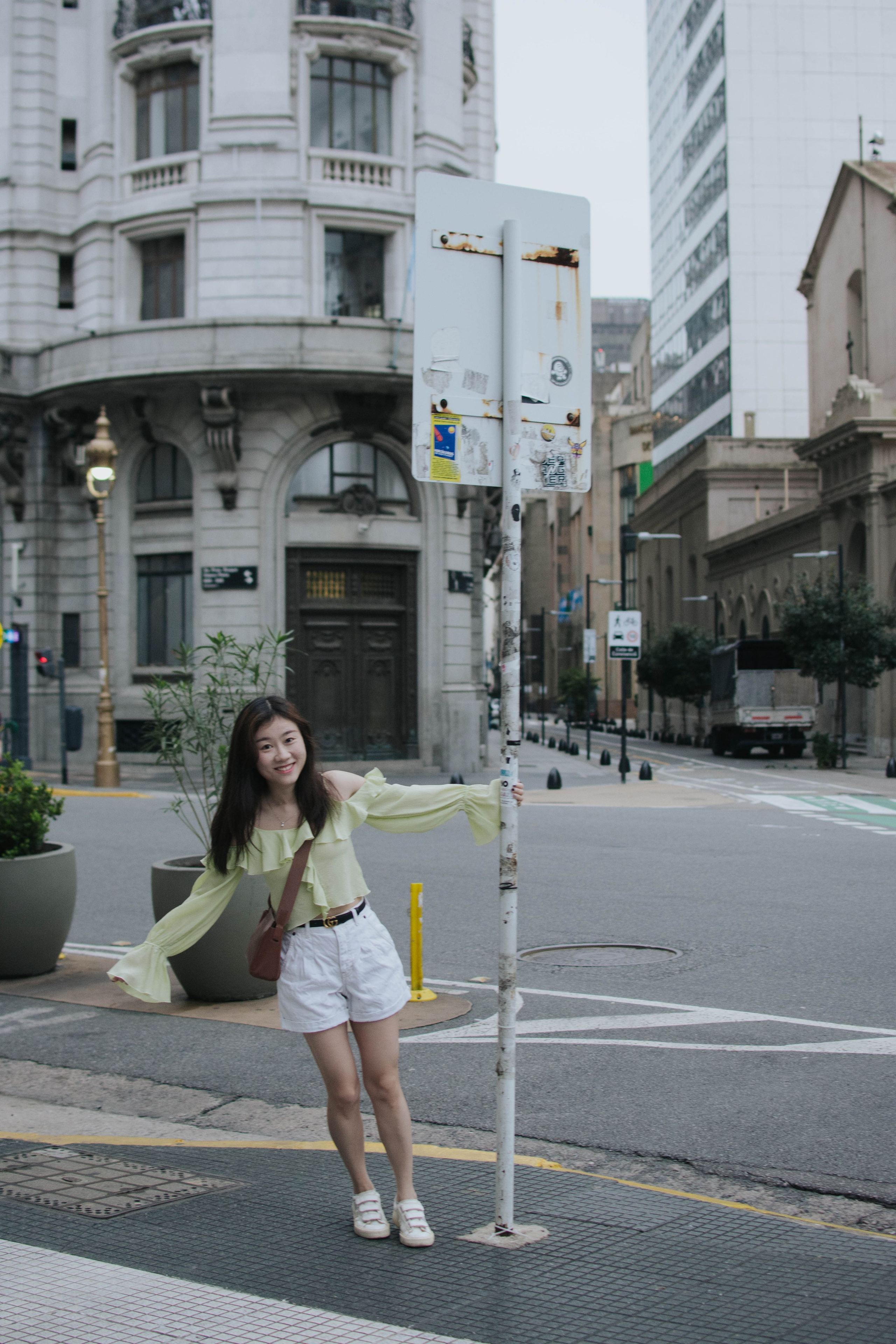 Manbing in Buenos Aires. Photographer @elmirkami in the city of Buenos Aires