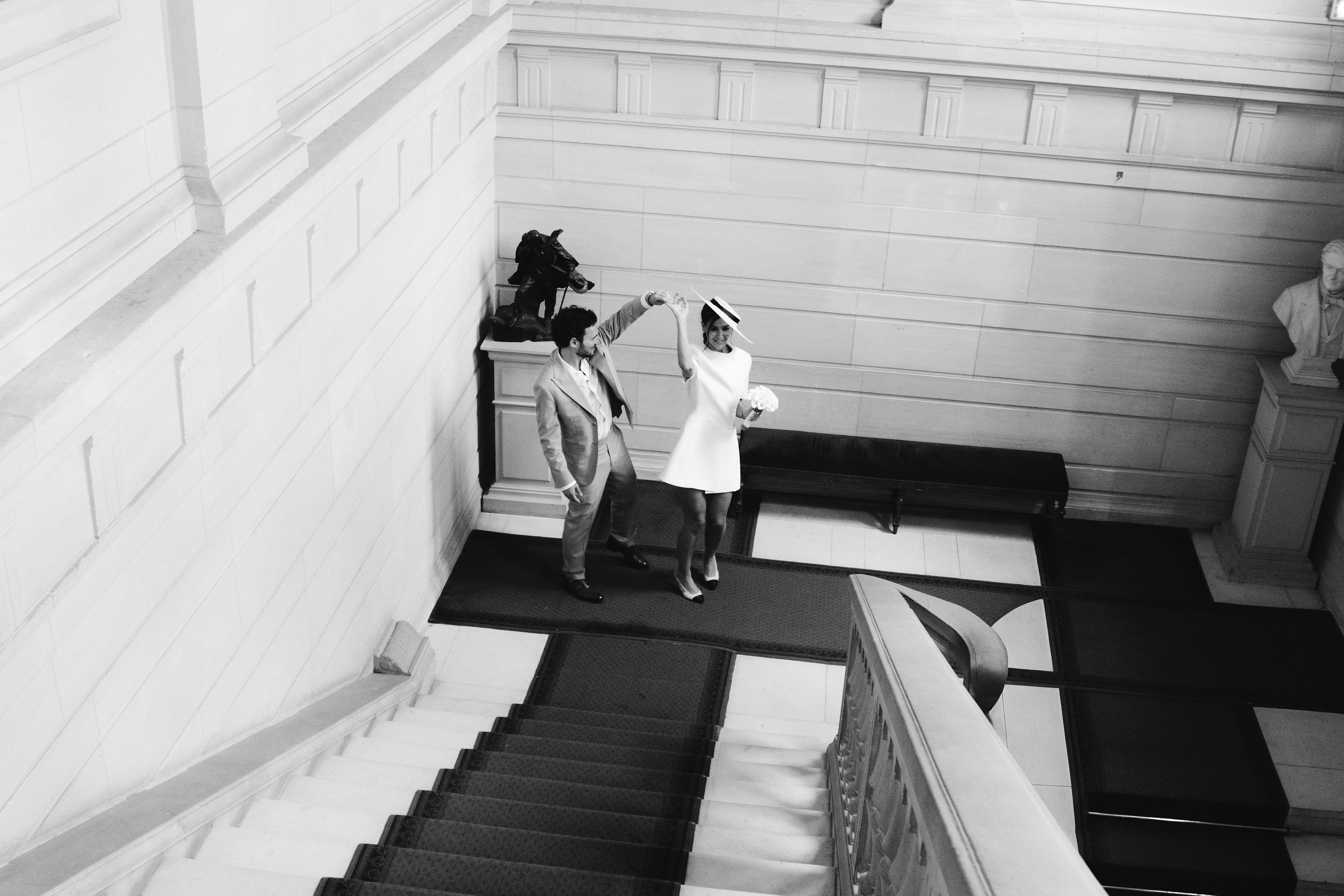 Contact. Love by Rama - Photographe de Mariage