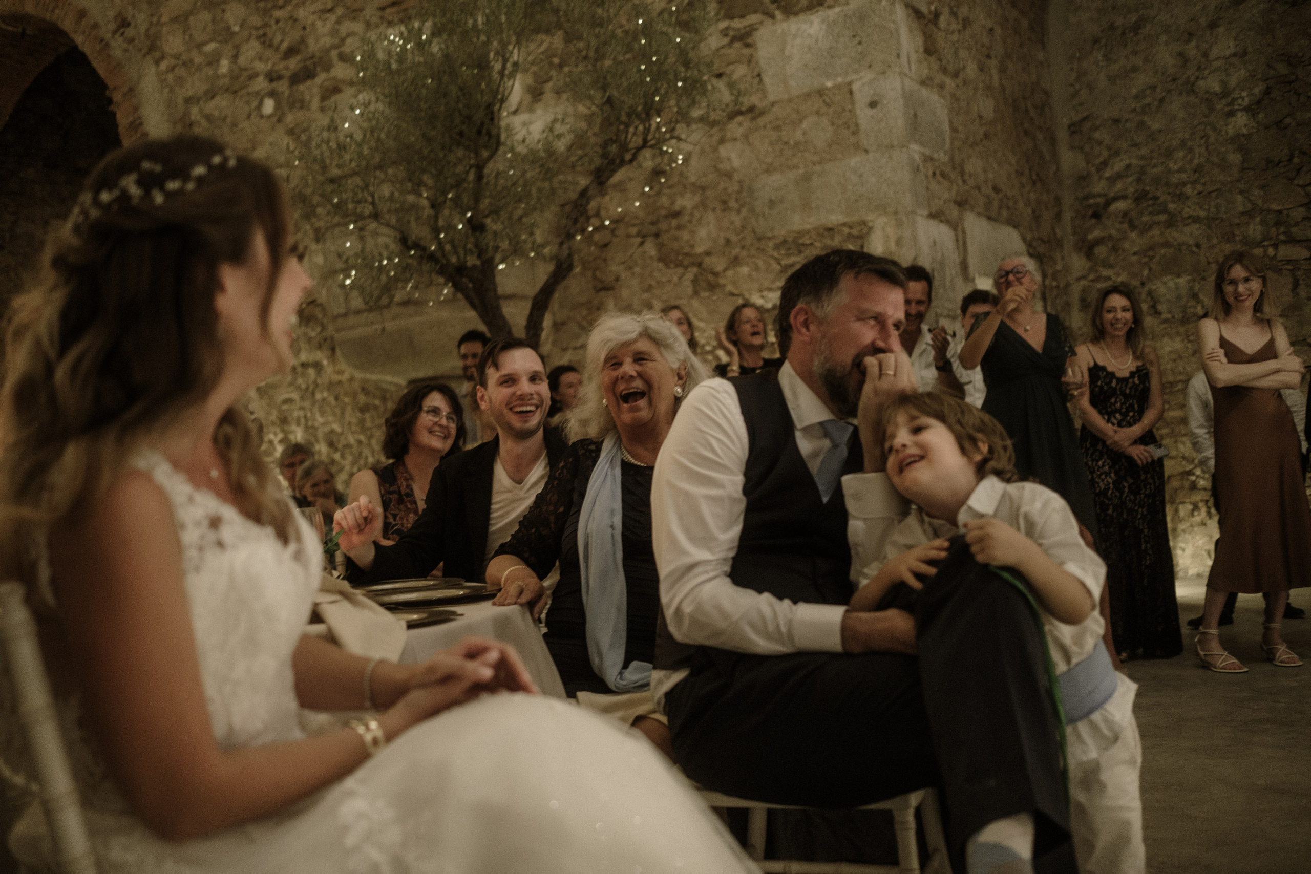 Svetlana & Alman. Monestir Sant Salvi. Paola fotógrafo / videografo de bodas en Barcelona
