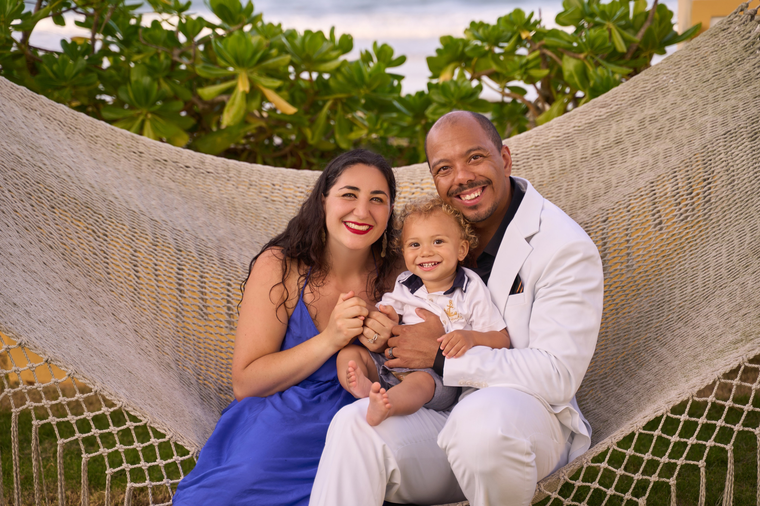 Family Photography in Hoi An | Natural & Candid Moments. Photographer in Hoi An — Veronika Guzenko. Natural photoshoots for couples, families and solo travelers. Book your shoot today