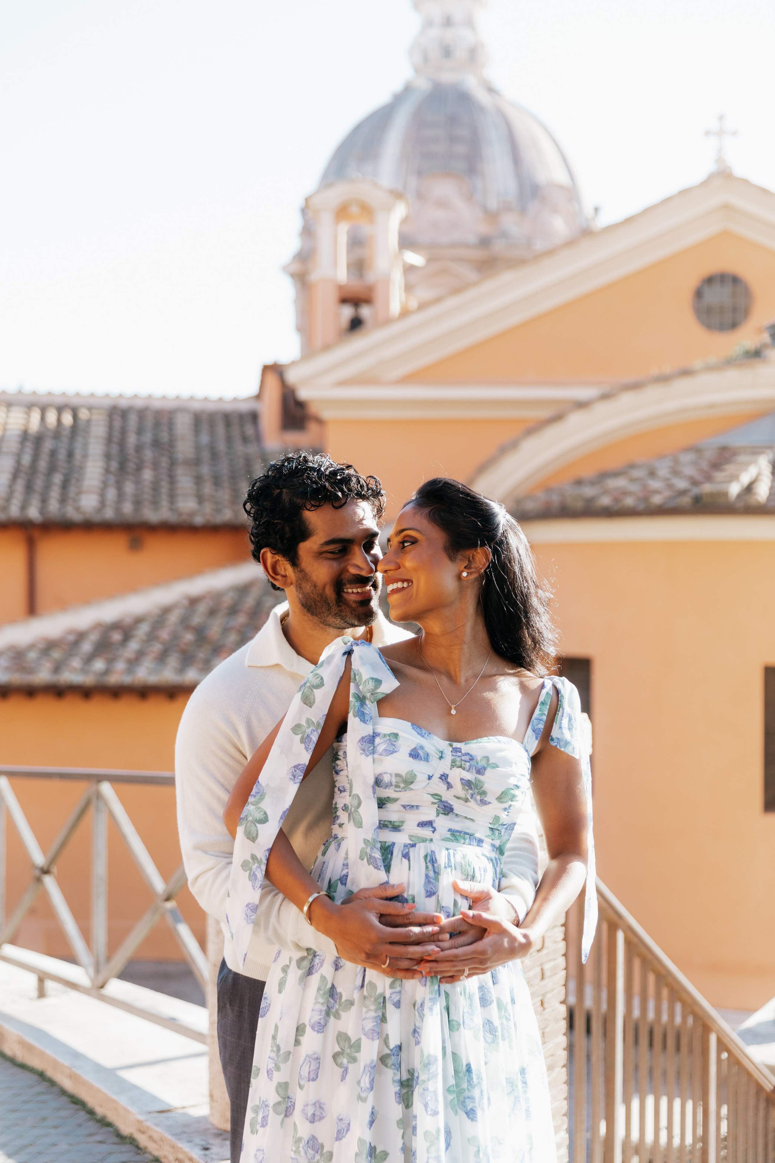 Maternity Photoshoot. Photographer in Rome