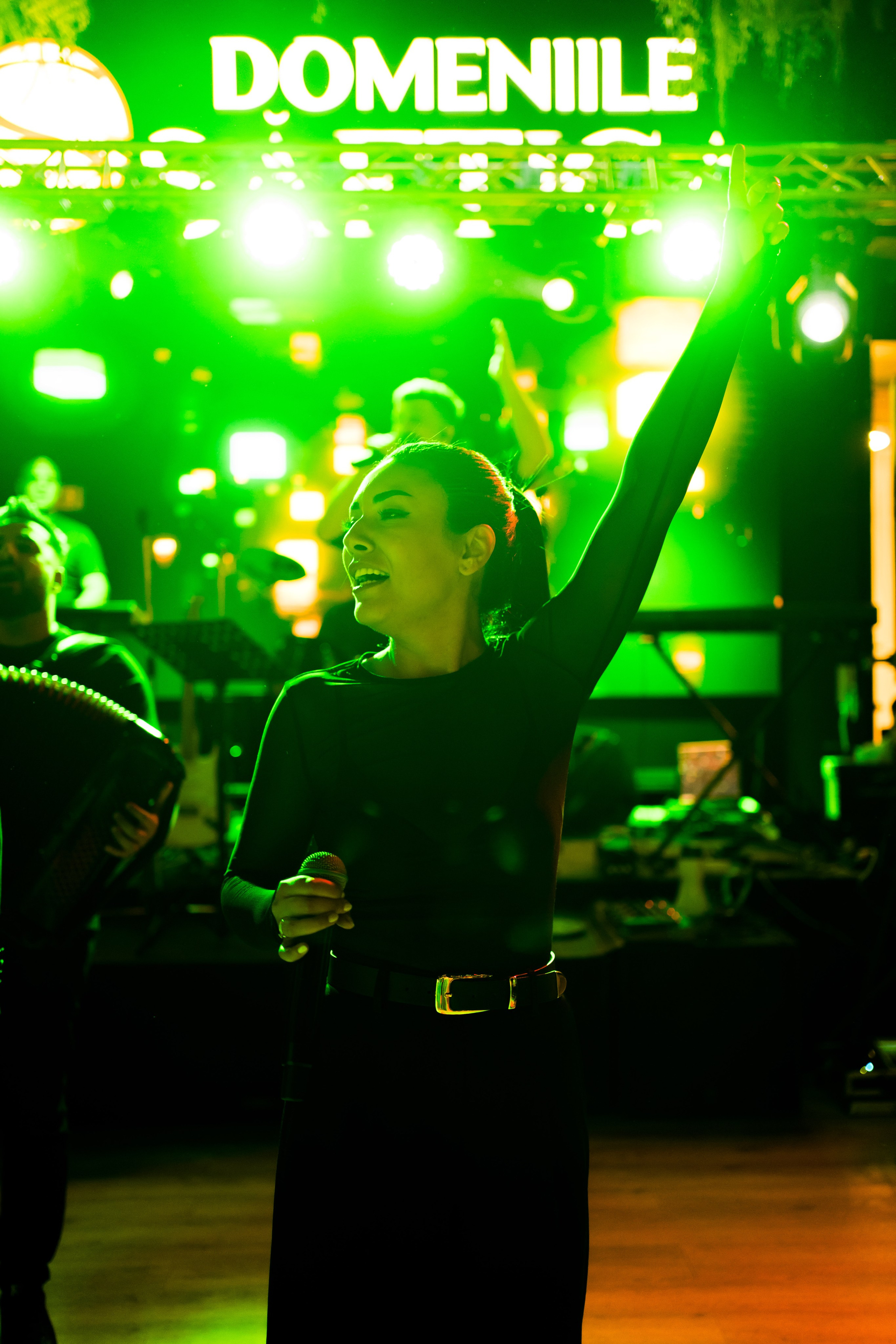 PARTY. Gabriel Florea — Fotograf nuntă București