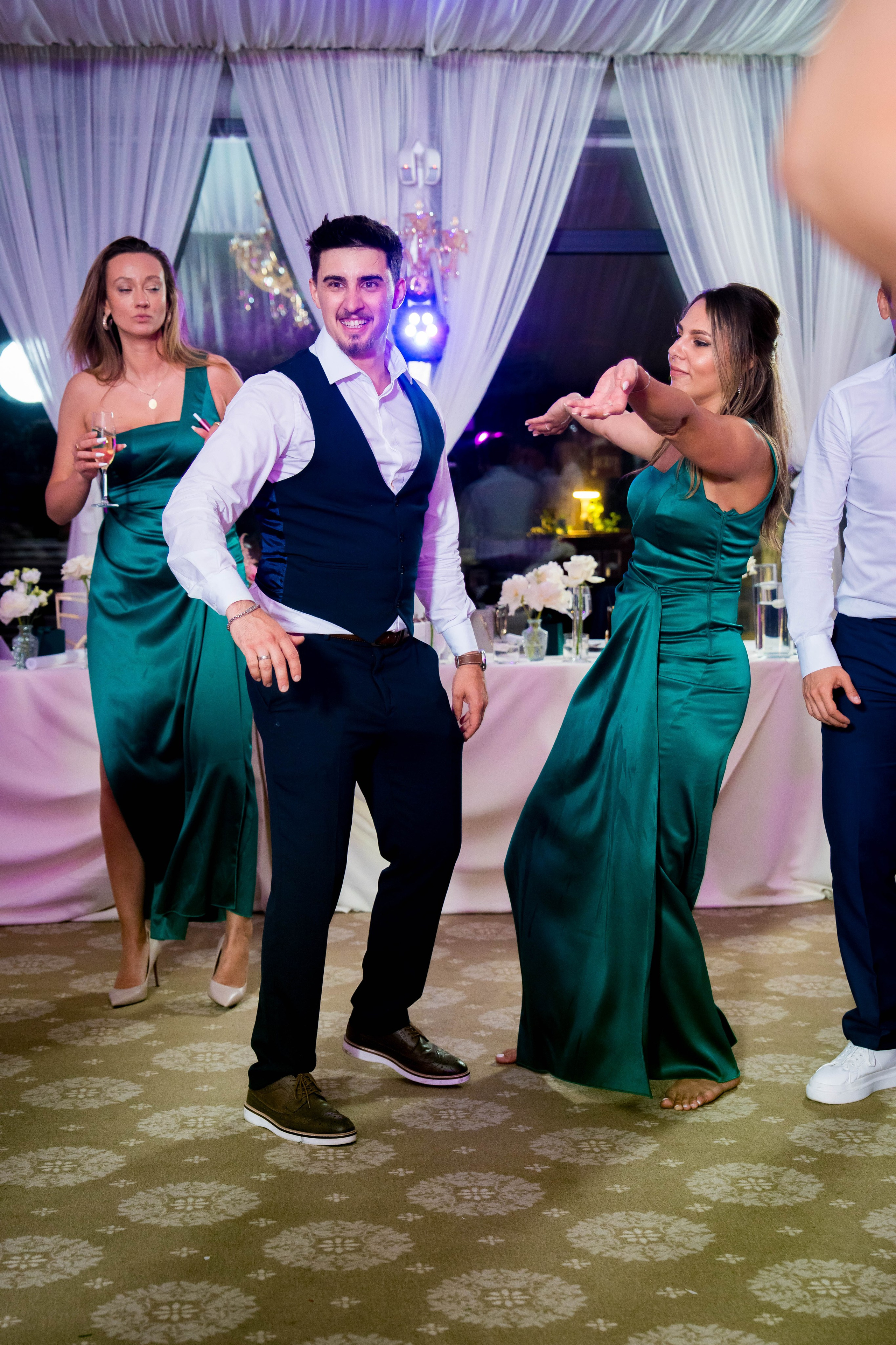 PARTY. Gabriel Florea — Fotograf nuntă București