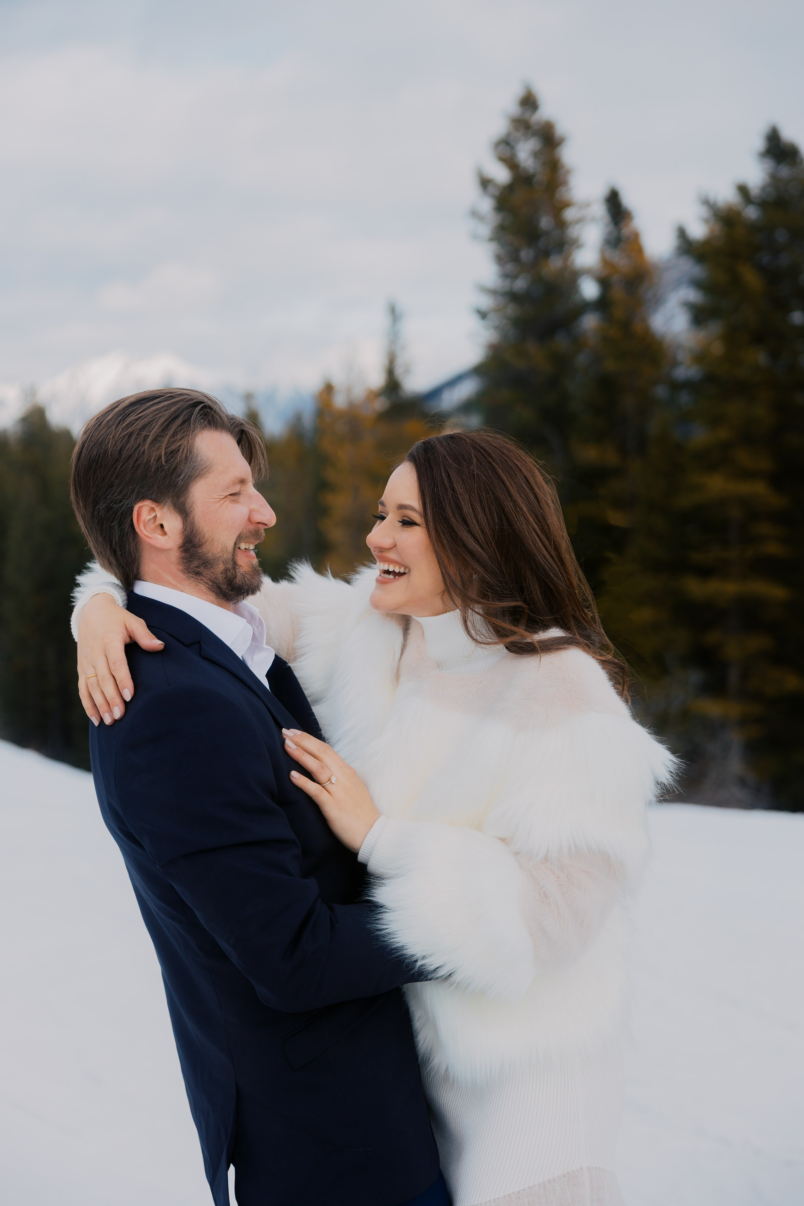 Ski engagement session. Home