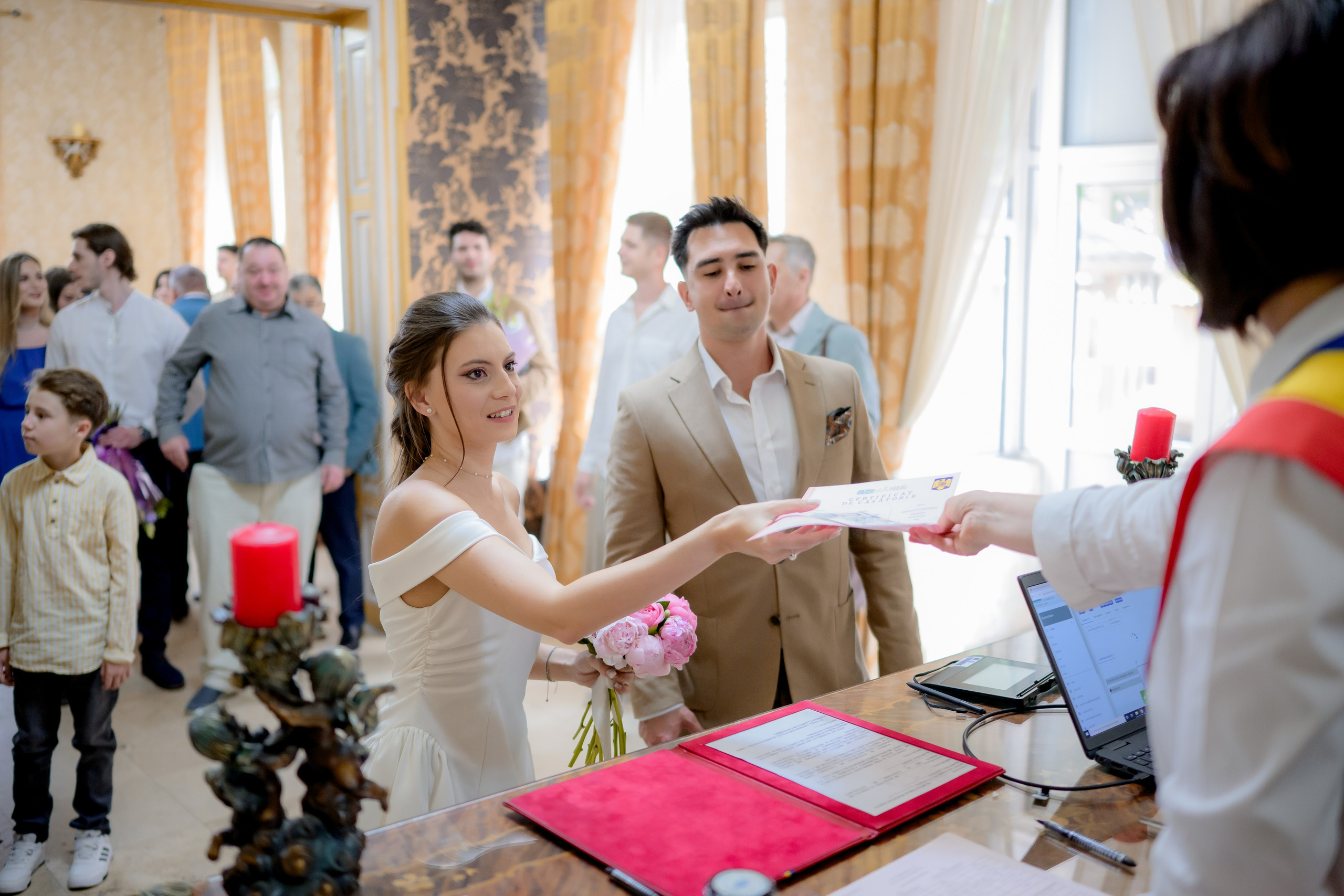 Fotografii la starea civila sector 4 – Iulia & Alexandru