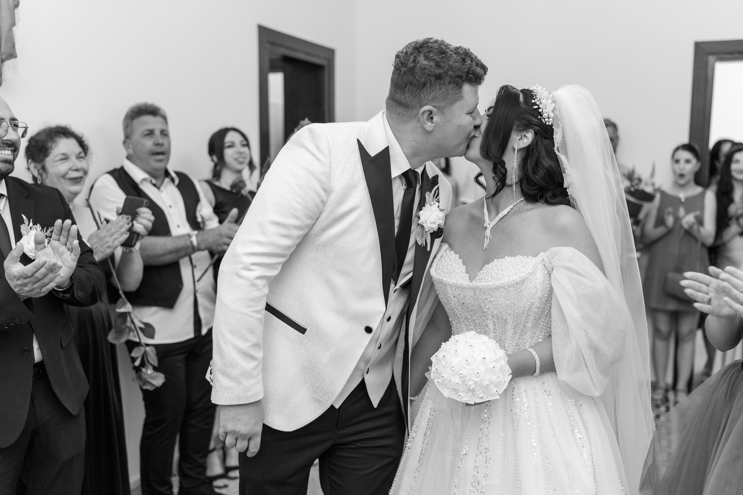 LAMAITA & DANIEL. Fotograf Nuntă | Lucian Murgeanu - Fotograf Profesionist Evenimente