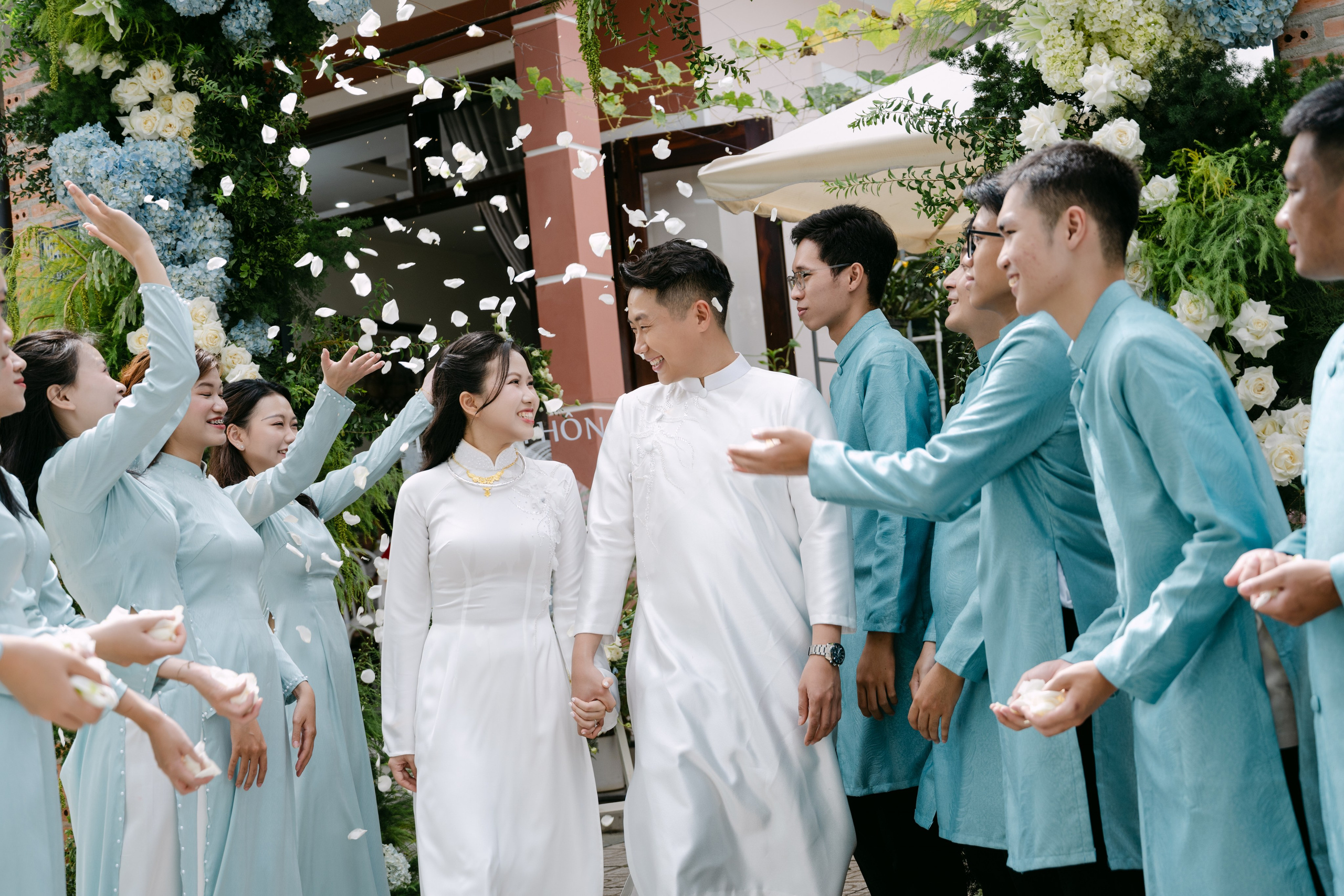 Khanh + Nguyen | Photojournalism. BenColor Studio