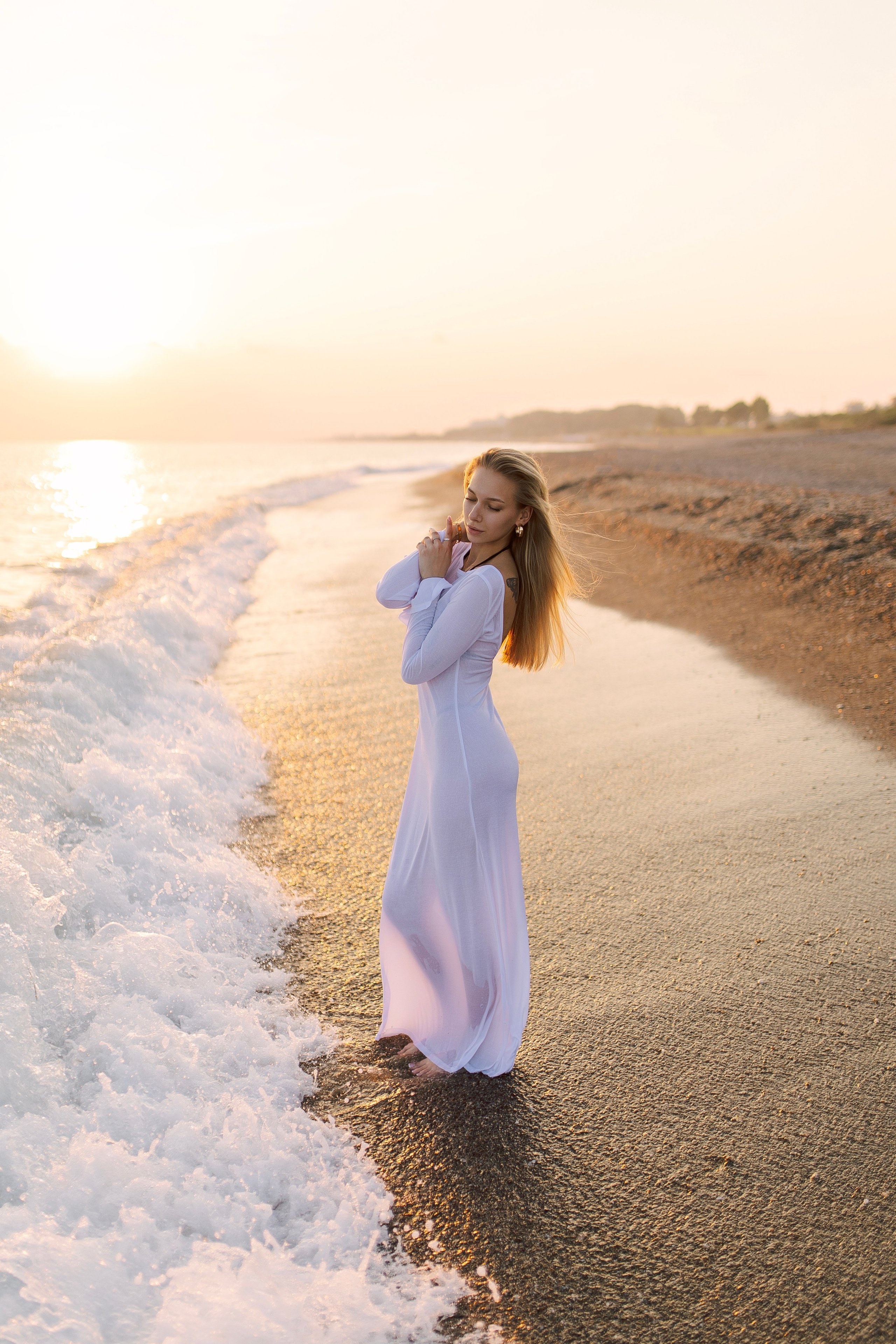 Sunset. Individual photo session on the beach in Side…. Professional Photographer in Alanya, Side, Belek | Alsu Develi  Wedding, Family and portrait photo sessions