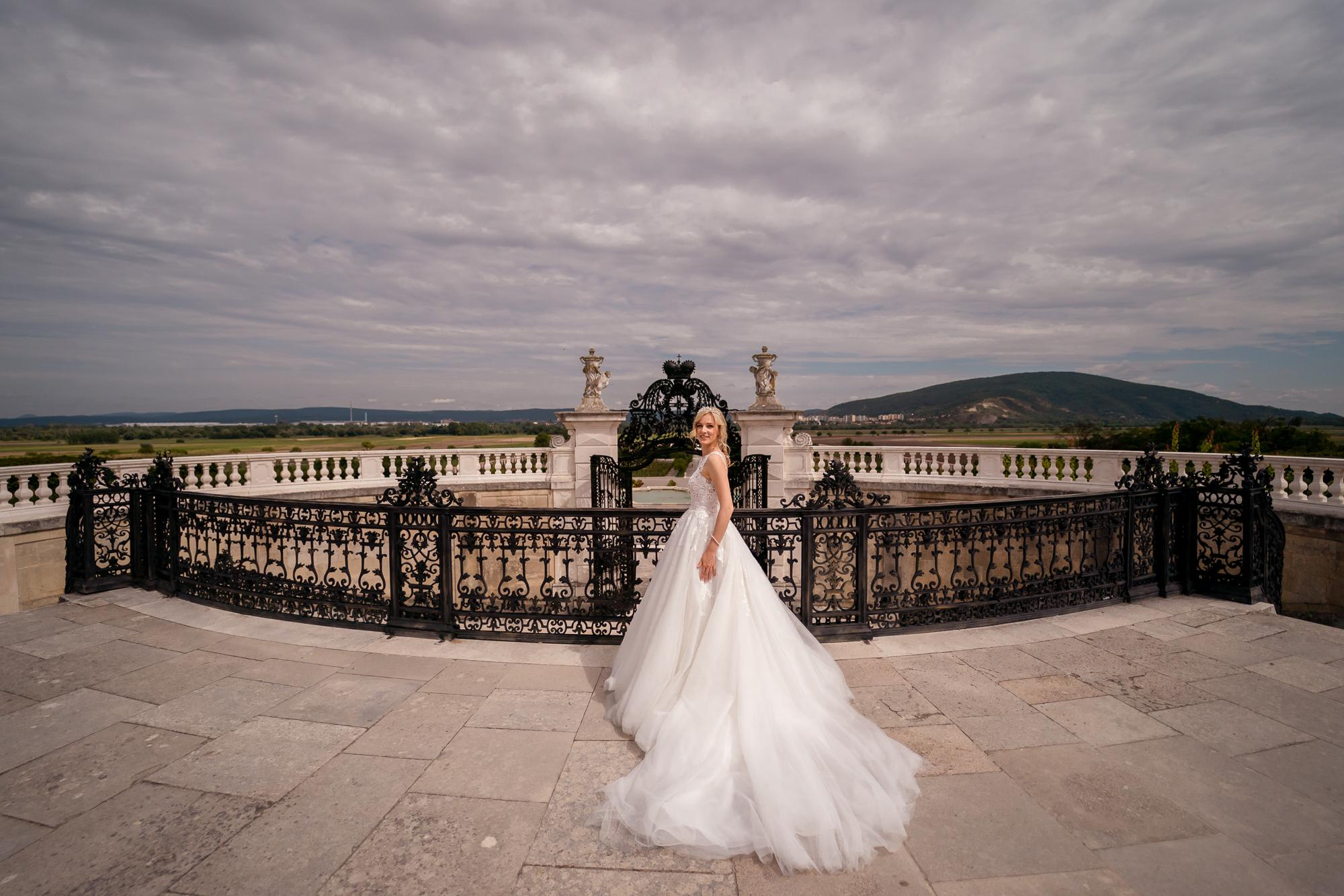 WEDDINGS. Professional garden design and photography services in London