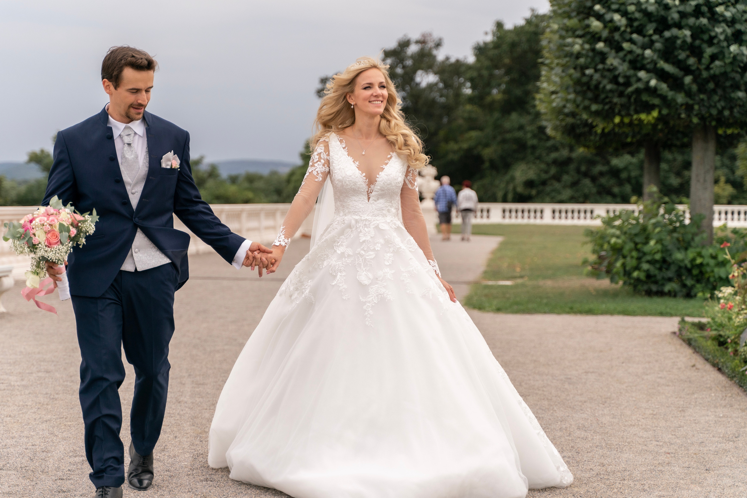 WEDDINGS. Professional garden design and photography services in London