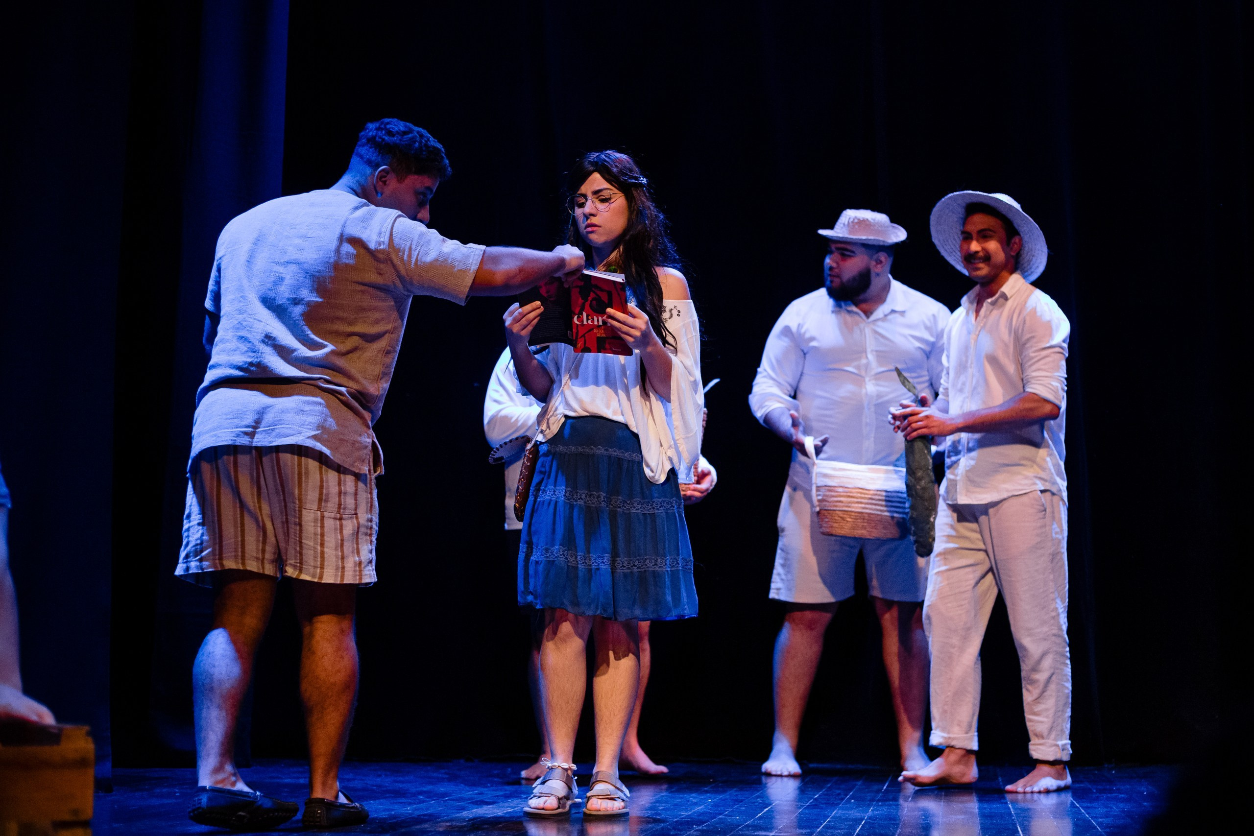 Espetáculo teatral O Bem do Mar — Anchieta Arte Cênica