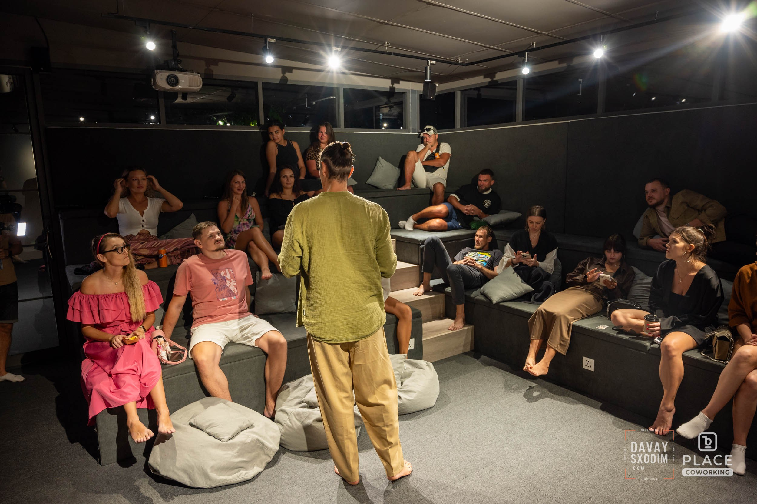 ФАН-ВСТРЕЧА С ИЛЬЕЙ ЛАРИОНОВЫМ. АФИША|ФОТОРЕПОРТАЖИ|ИВЕНТЫ|ПХУКЕТ