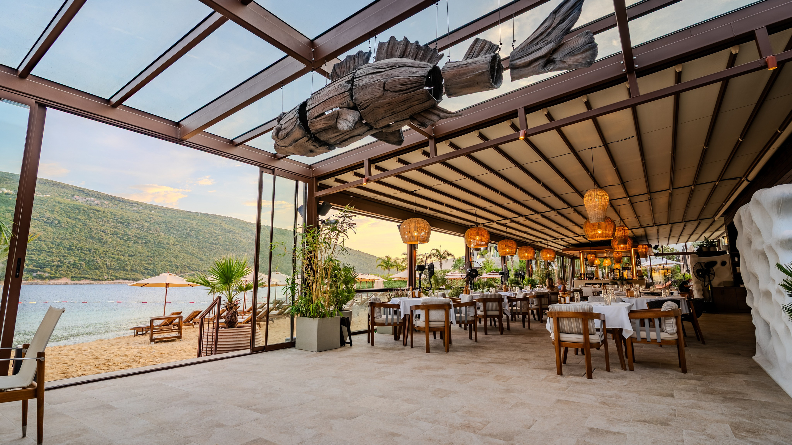 RESTAURANT. PHOTOGRAPHER|VIDEOGRAPHER MONTENEGRO