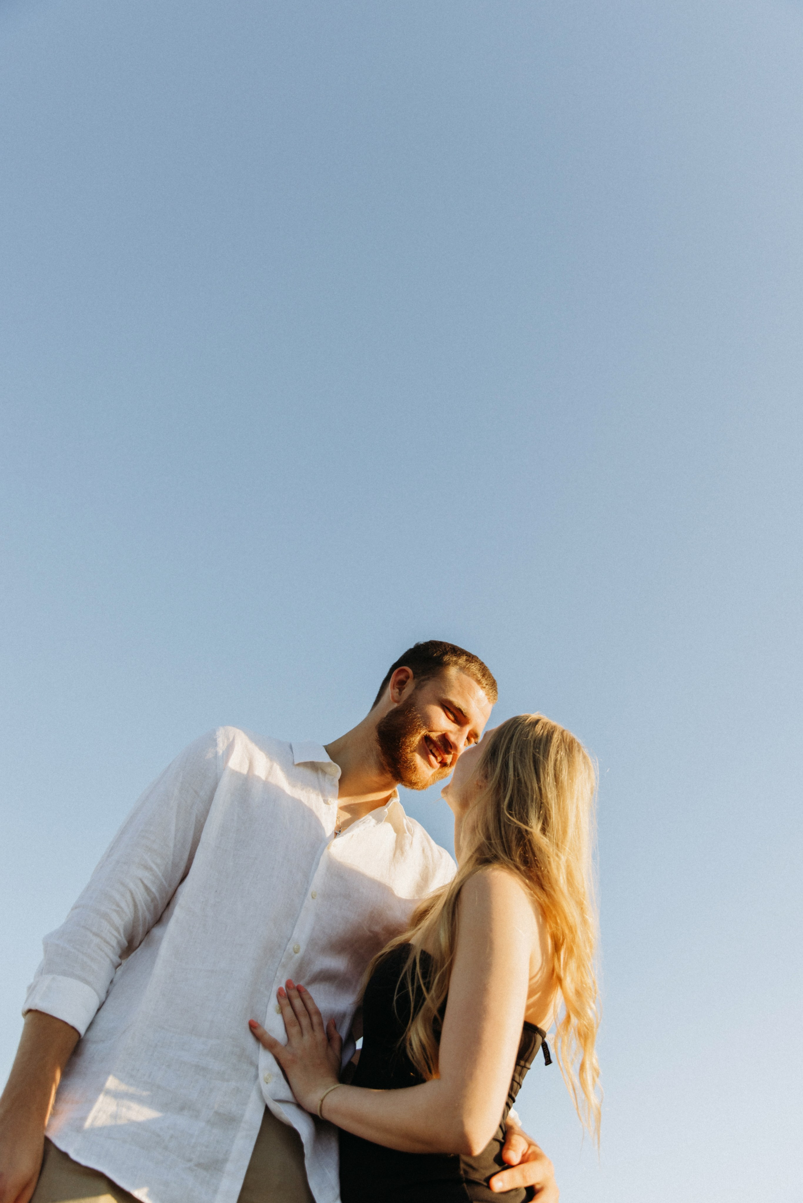 Anniversary Photoshoot at Sunset in a Scenic Field | Taya Frank. Southern California Family and Couple Photographer