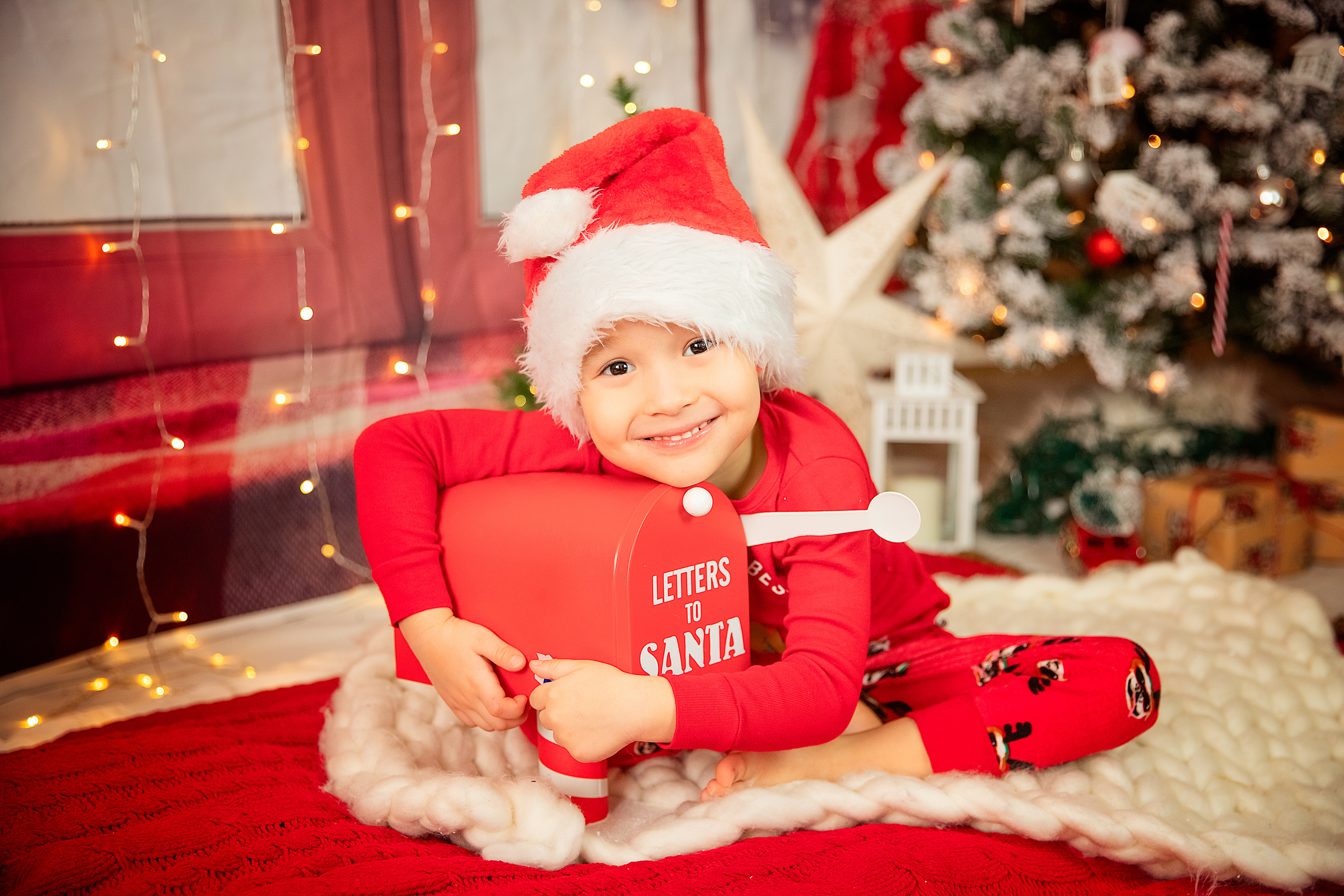 CHRISTMAS MINIS. Professional Photography in Austin, TX — Family, Newborn, Maternity