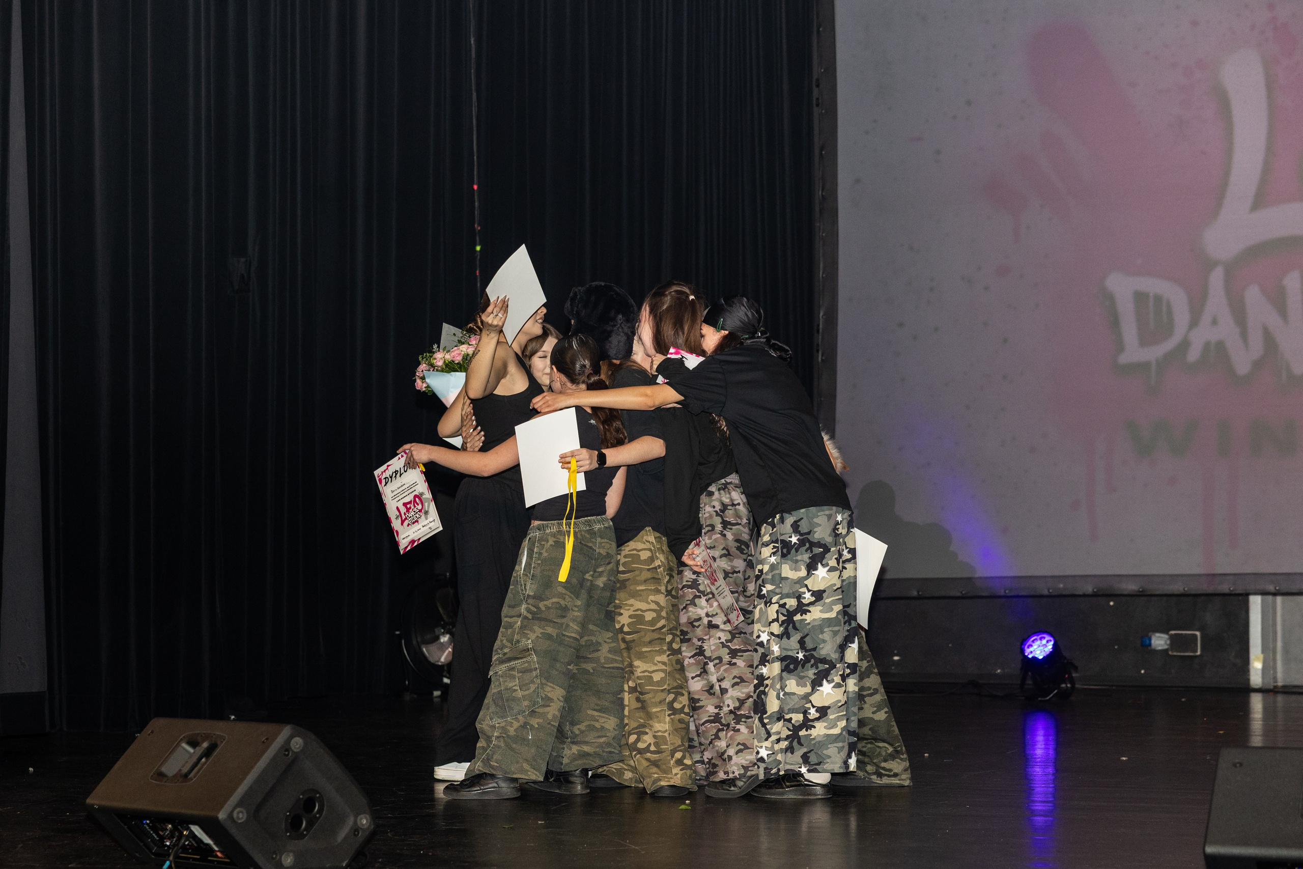 LEO DANCE SHOW WINTER 2025. Семейный и детский фотограф в Варшаве Мила Бобровская