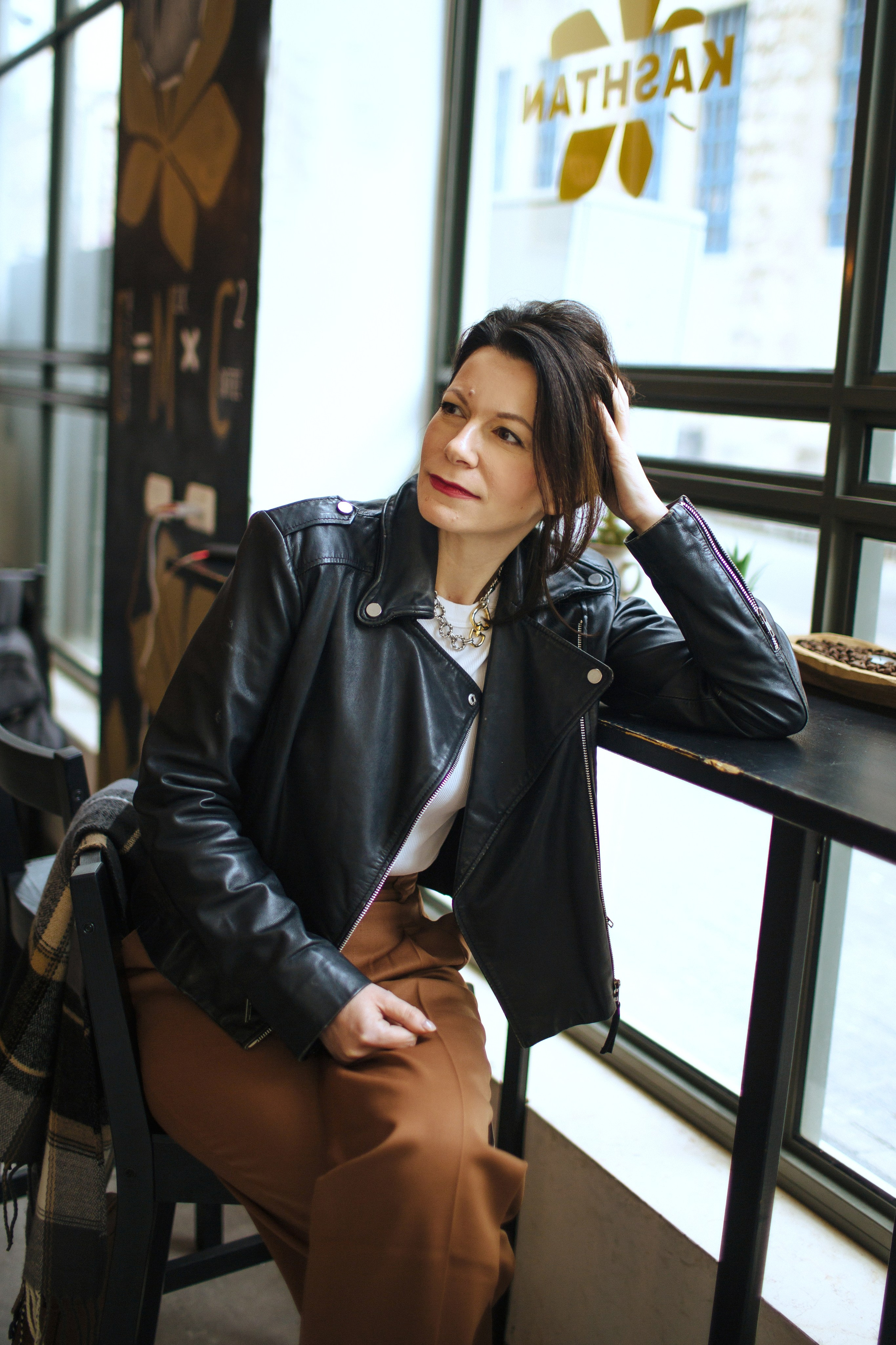 Valentines Day in Downtown Haifa. Family photographer in Israel