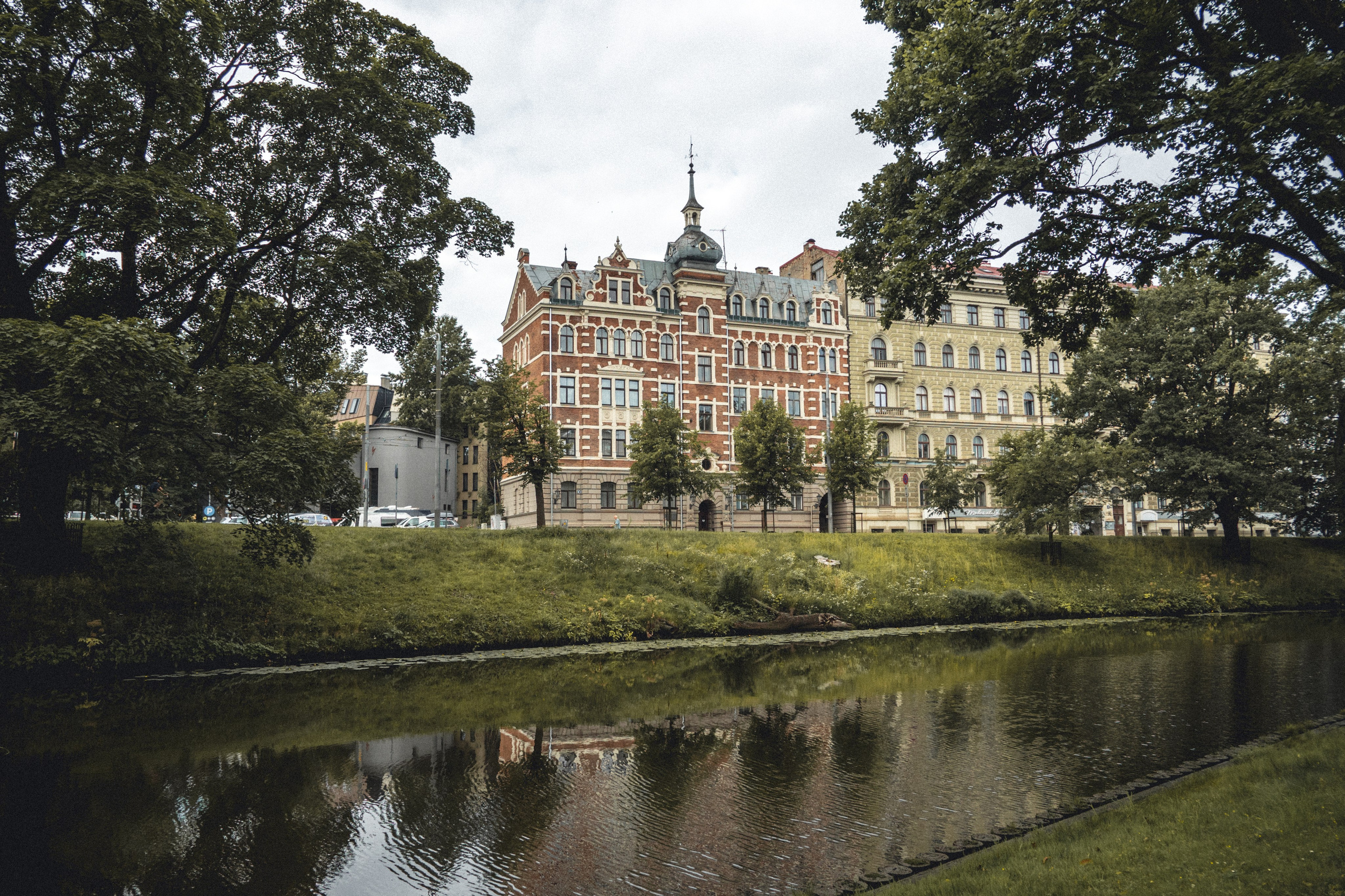 Voyage à Riga. Photographe sur Cote d’Azur. Portraits de familles, couples, enfants, événements