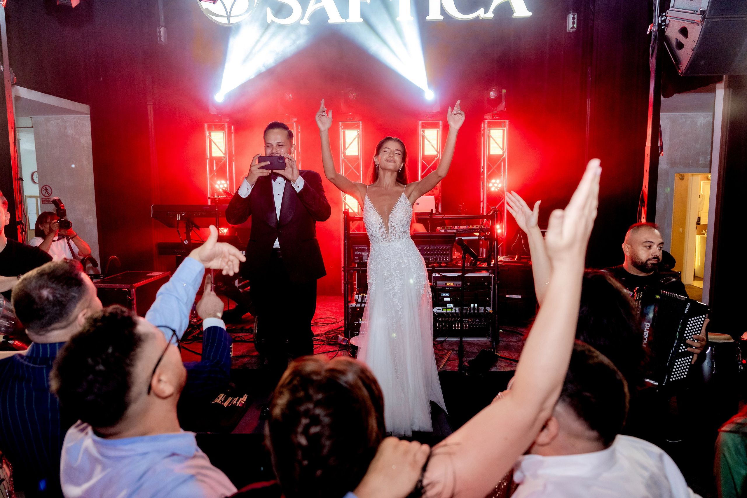 Laura si Felix - Nunta la Domeniile Saftica. Fotografi de nunta in Bucuresti, Iulia si Stefan Ovidiu