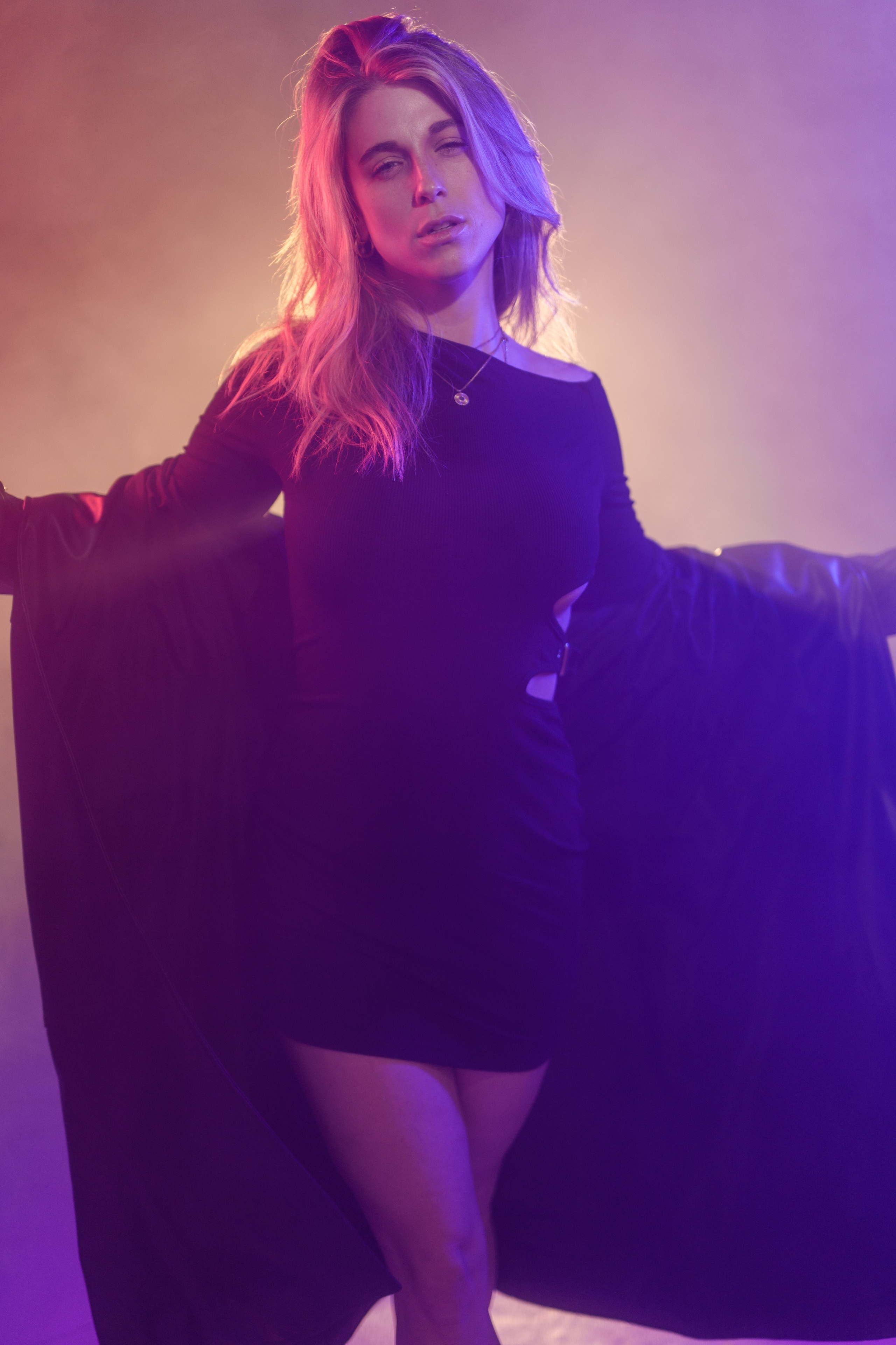 „Kölsch&Shoot“ in Cologne w/ Lisa (Set #5). URBANSTREETFILES.ART