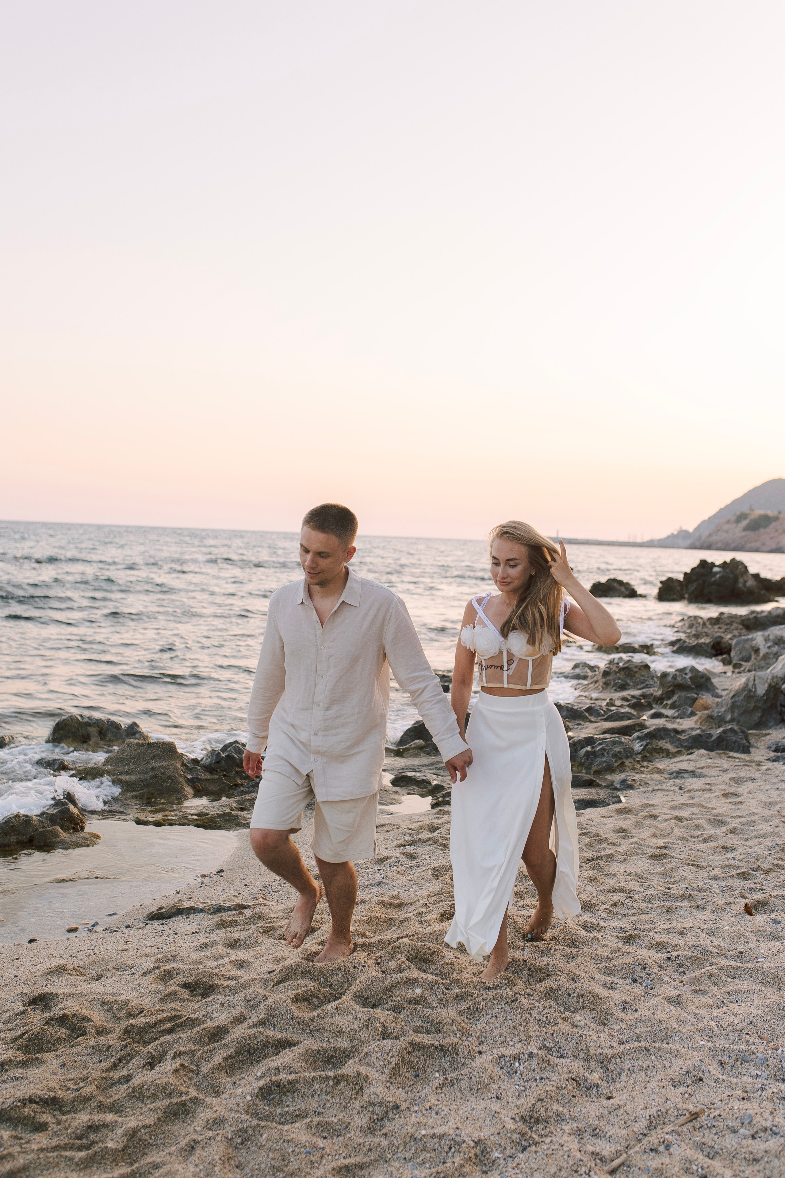 Фотограф в алании,Фотосессия в Алании, Фотограф Алания, свадебный фотограф в алании. Пляж. Love story на пляже клеопатры на закате. Аланья. Алсу Девели | Свадебный и семейный фотограф в Турции Алании, Алания, Аланья, Сиде, Белеке, Анталия