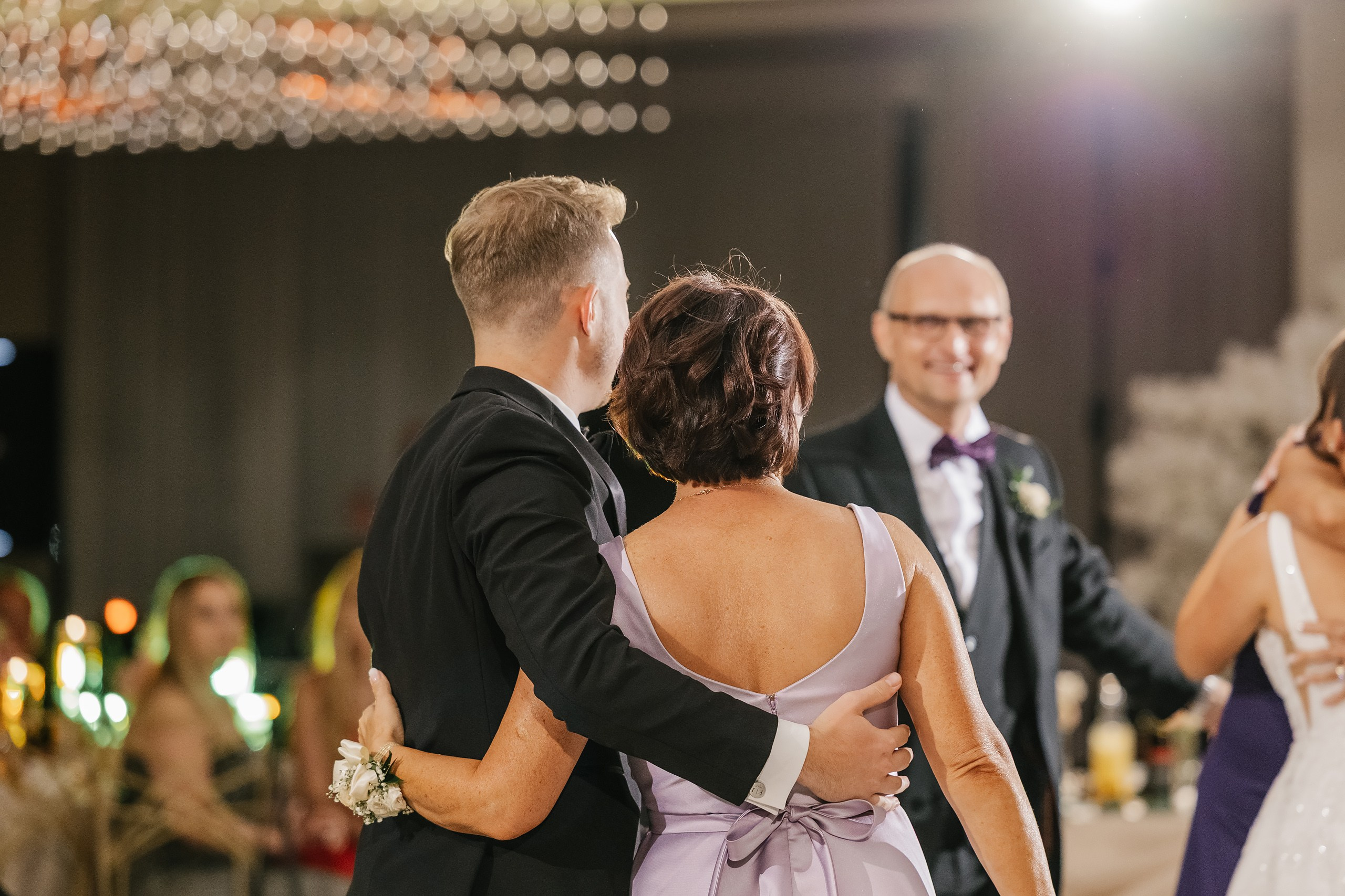 09.06.2025 Wedding. Wedding family event photographer in Chicago Nick Yushevich