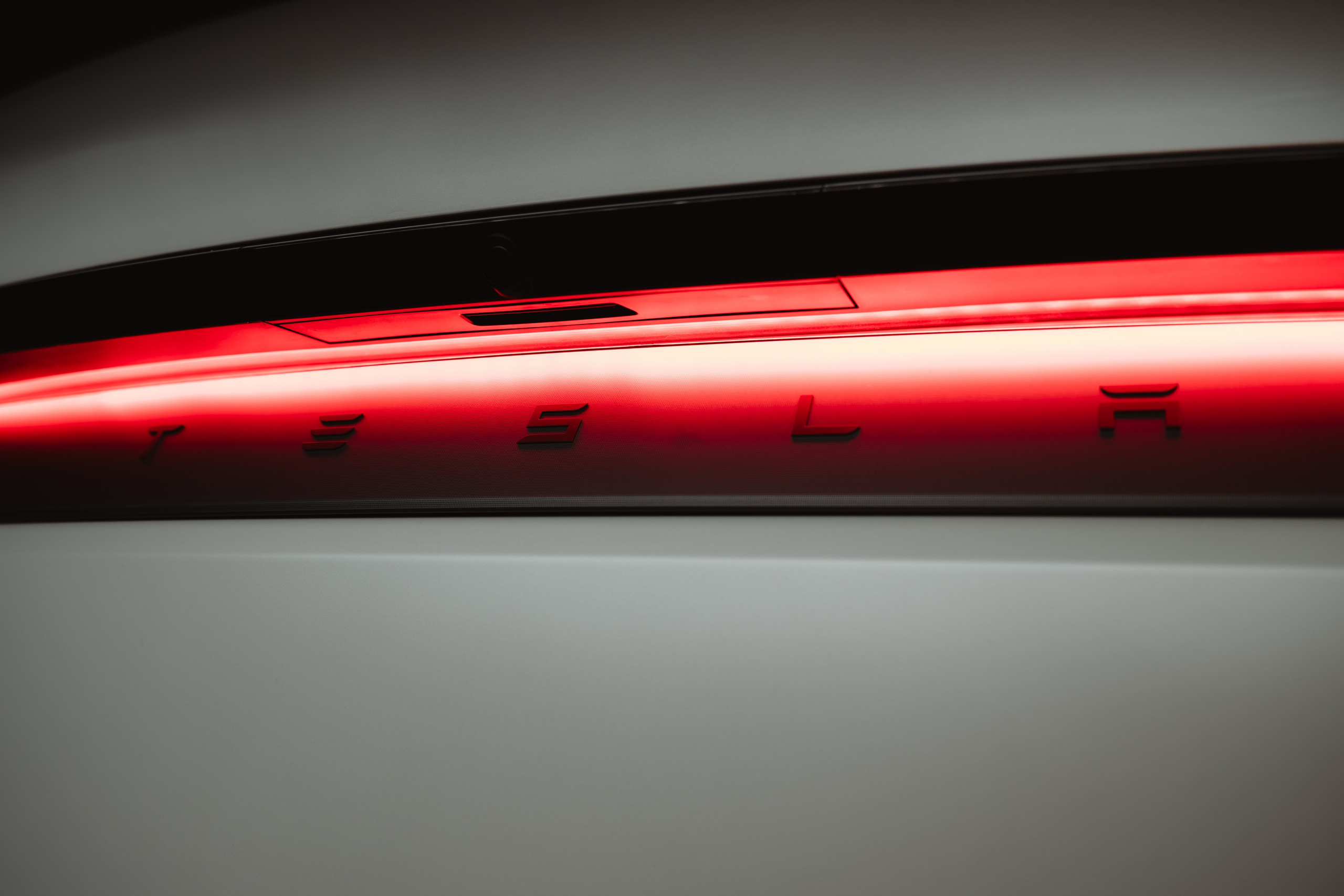 Tesla Model Y (PMC Detailing). Adrian Visovan - Fotograf Iasi