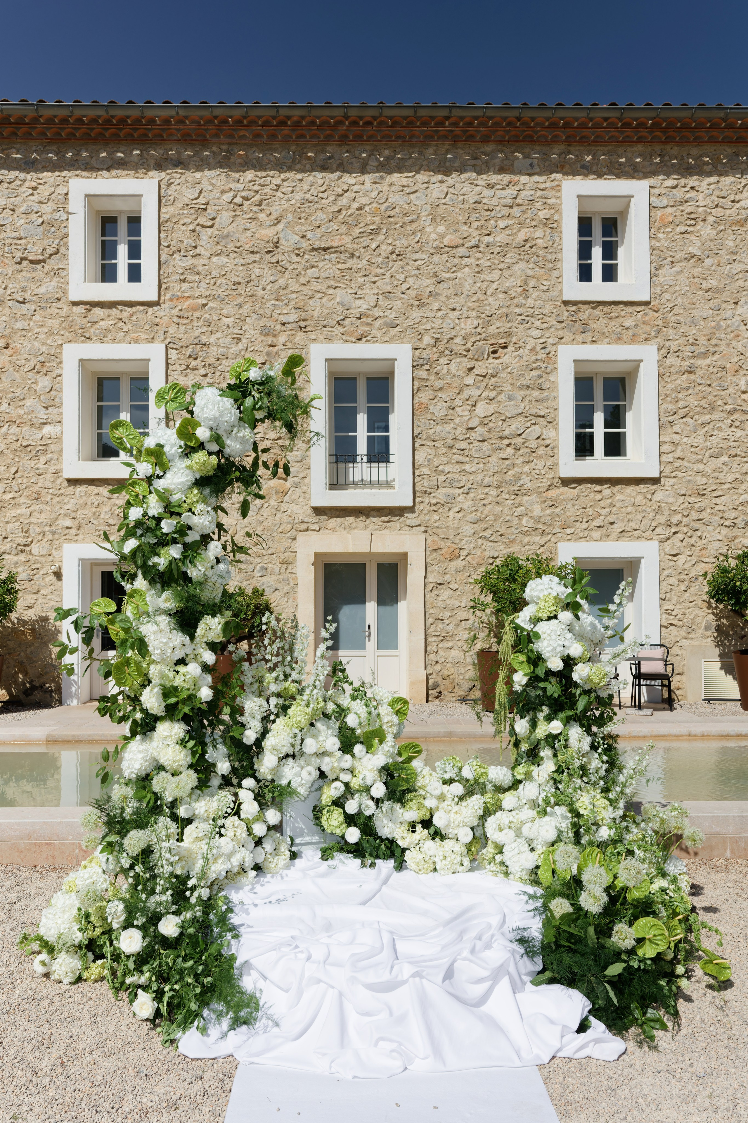 Wedding at Château L’Hospitalet in Narbonne, France. Destination Wedding Photographer — Nikita Burtsev