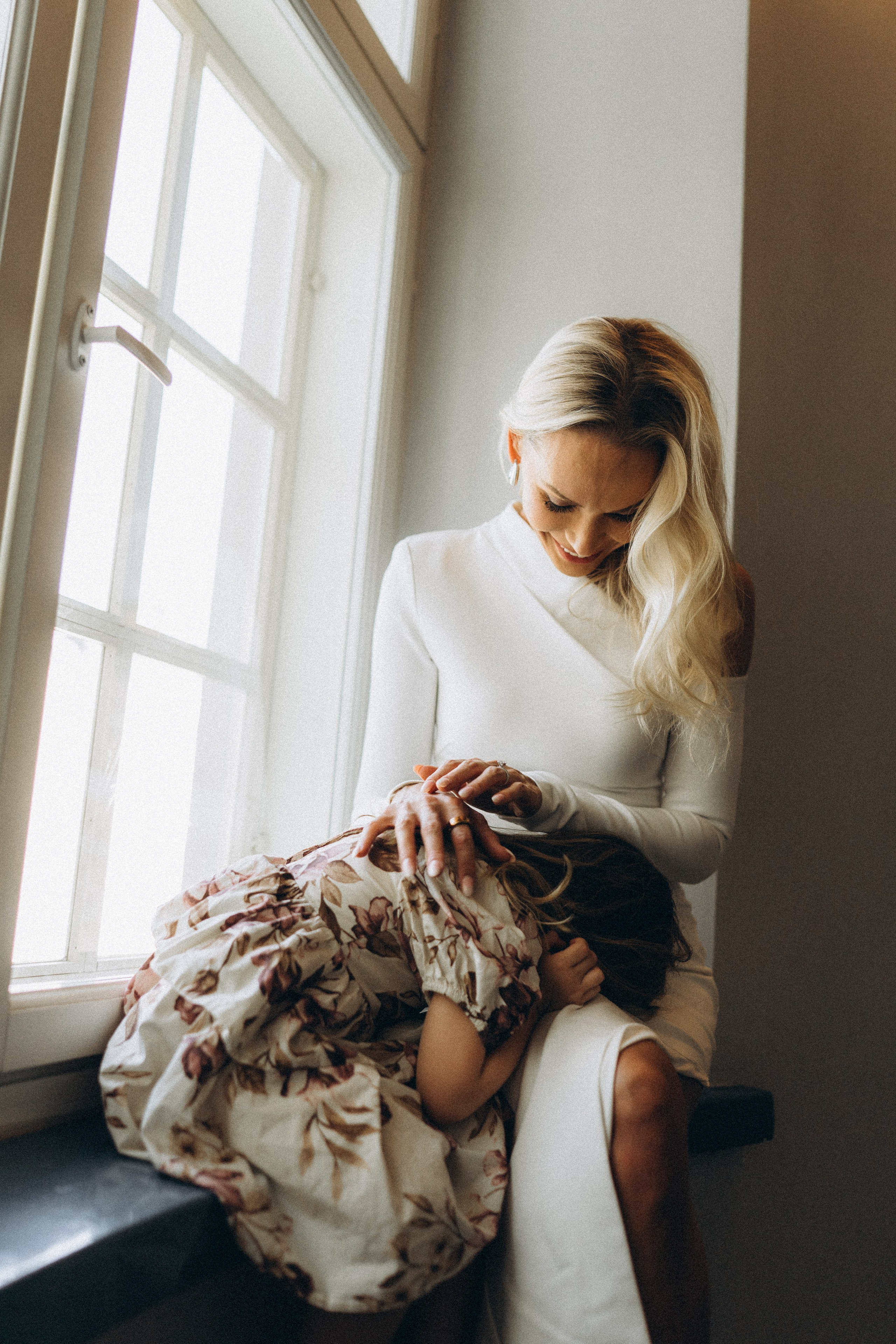 L&H. Wedding and potrait photographer in Helsinki Vickan O