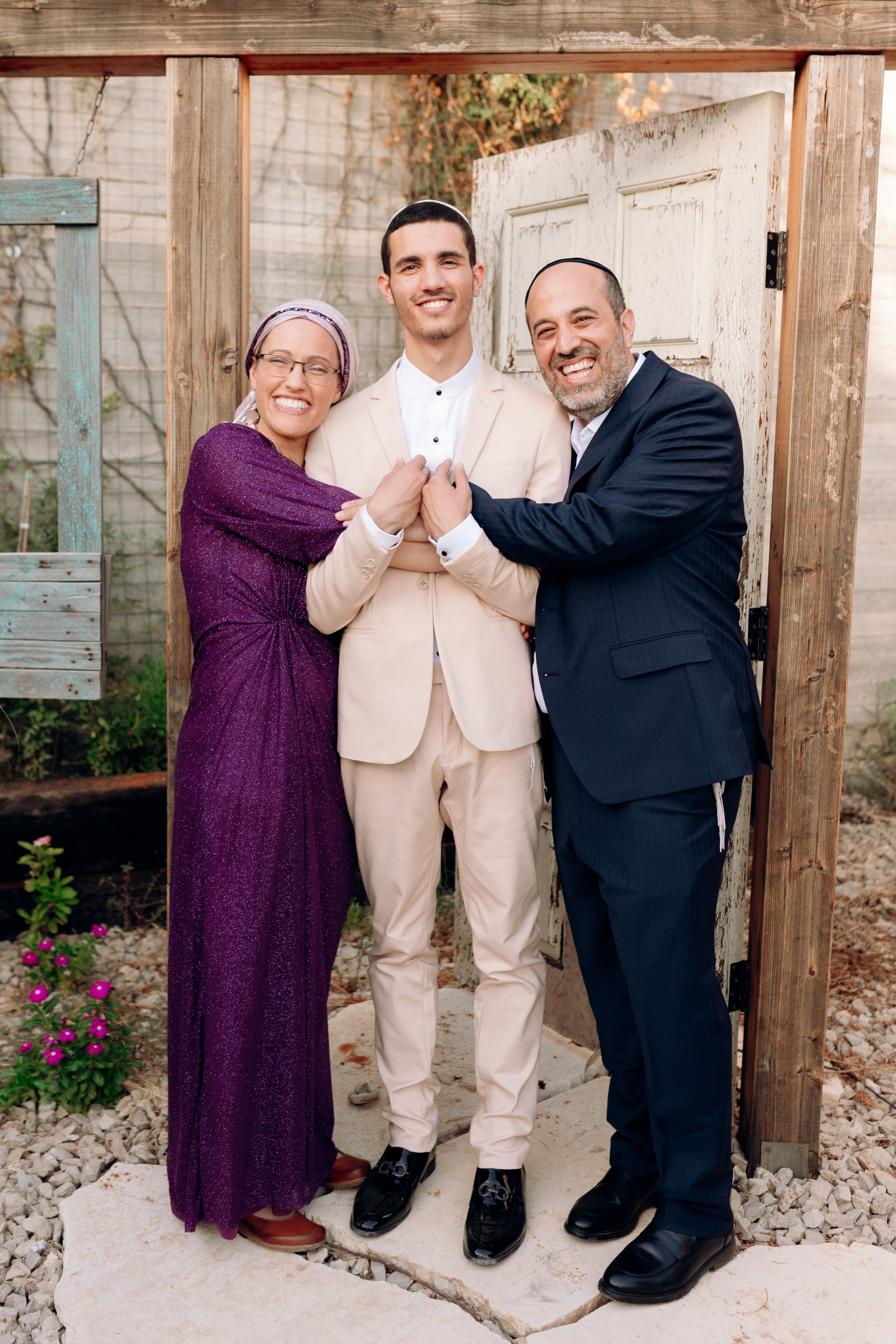 Hearts Become One. Https://shi-photo.com/