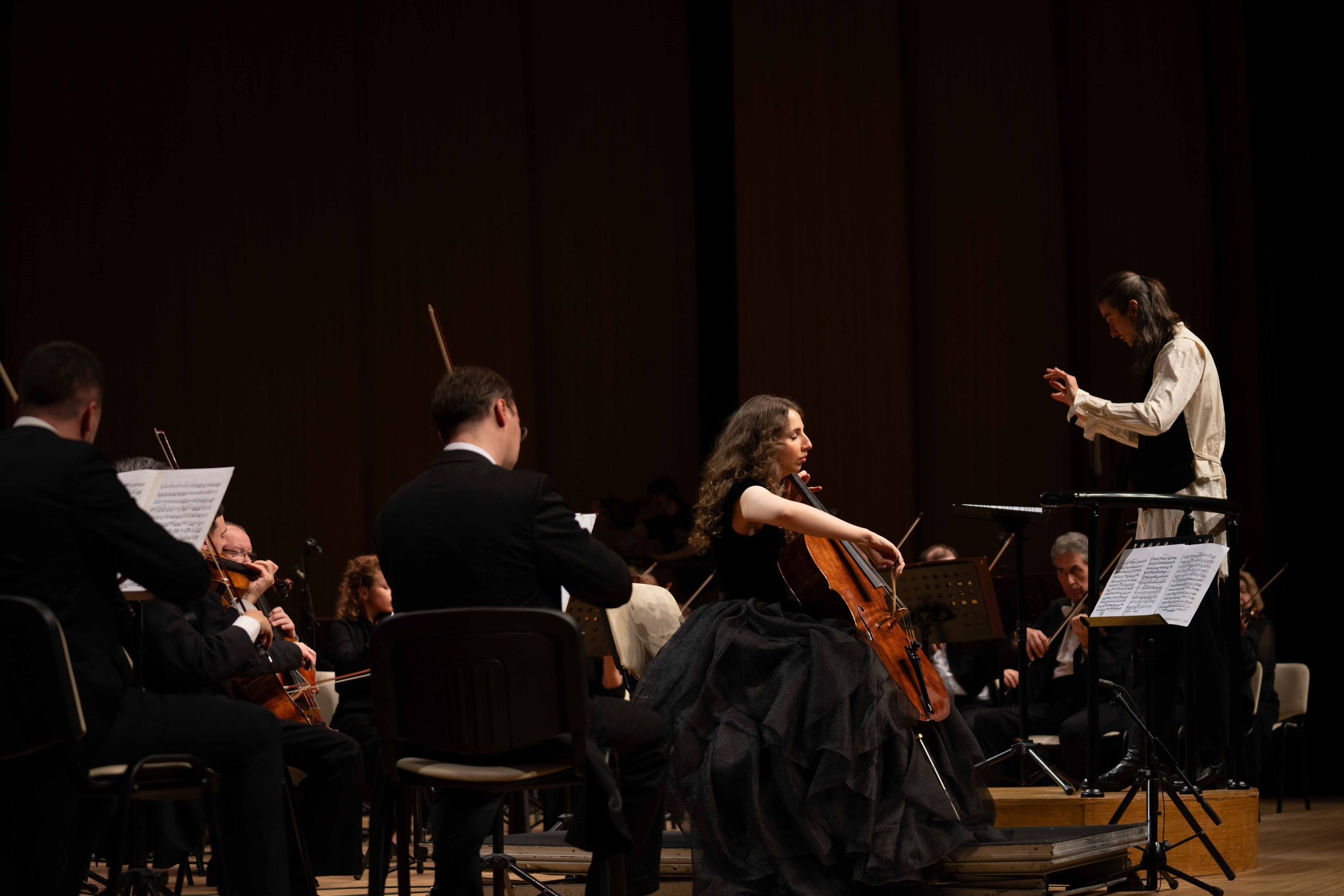 The Tchaikovsky Academic Grand Symphony Orchestra in Baku. Wedding&Event photographer Ismail Rzayev in Baku