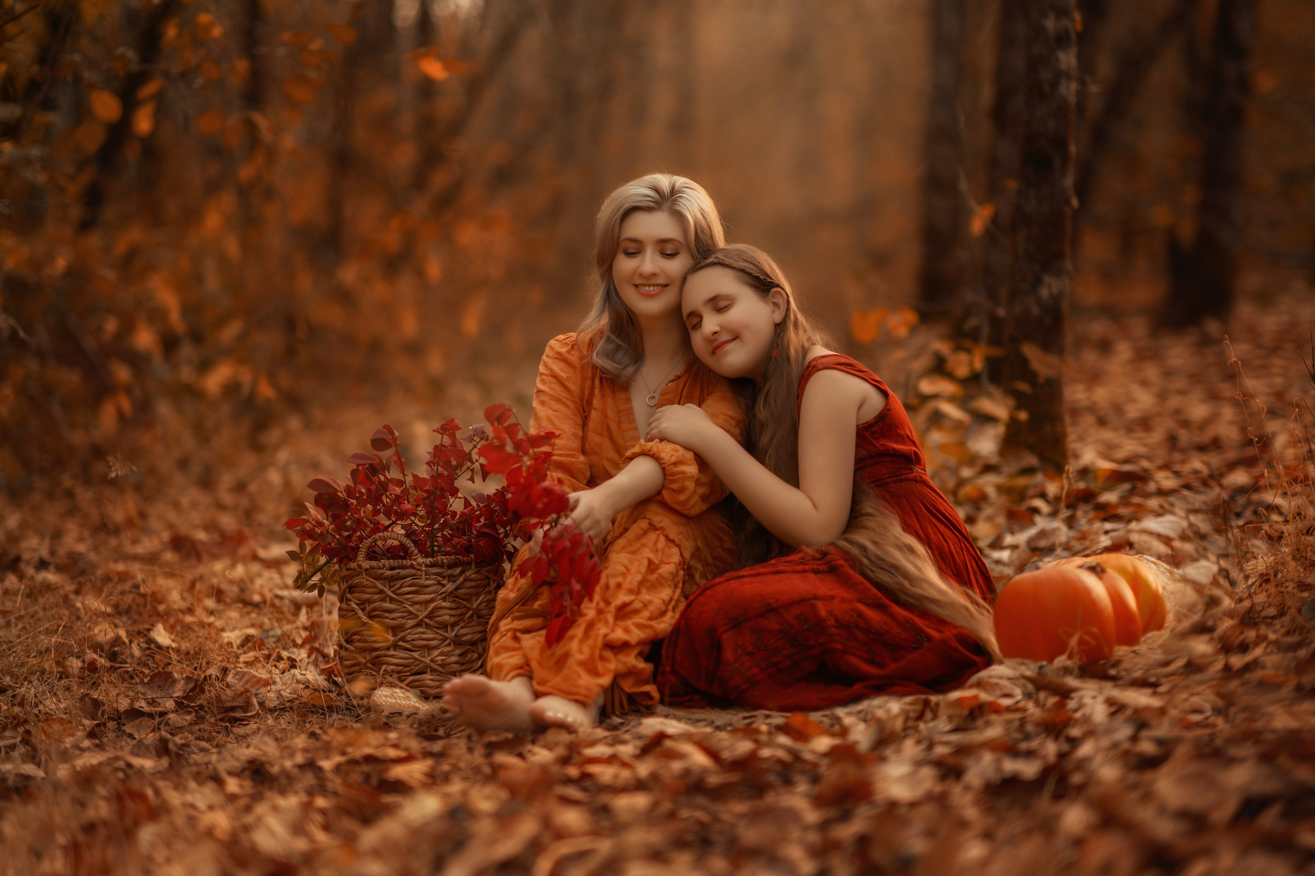 Timeless Mother-Daughter Bond. Wedding & portrait photography in the Seattle Area. Helen Michelle photographer