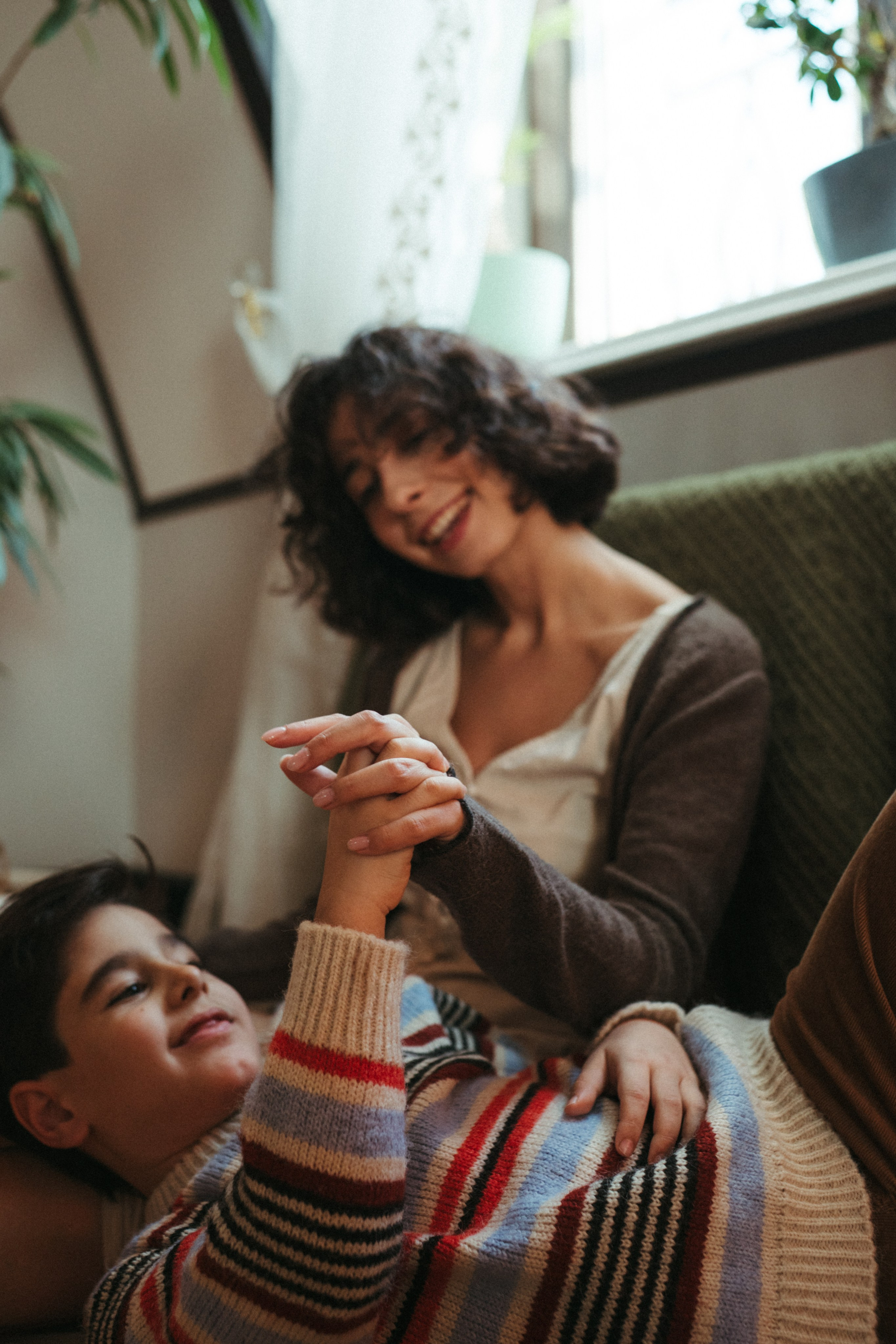 Seyrana, Raul and Rauf. Family photographer in Saudi Arabia