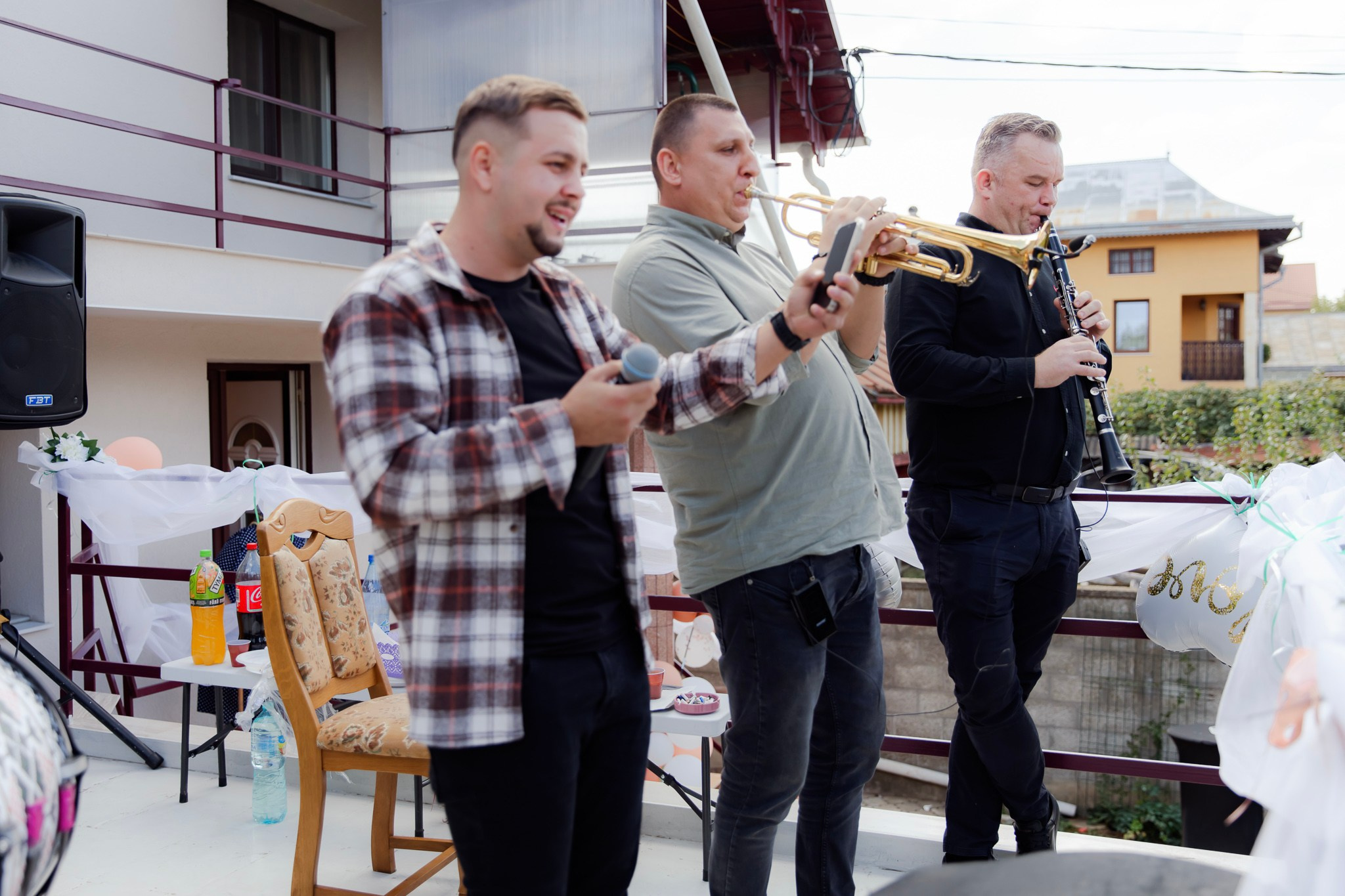 Mihai & Oana. Servicii foto-video profesionale, pentru momente de neuitat