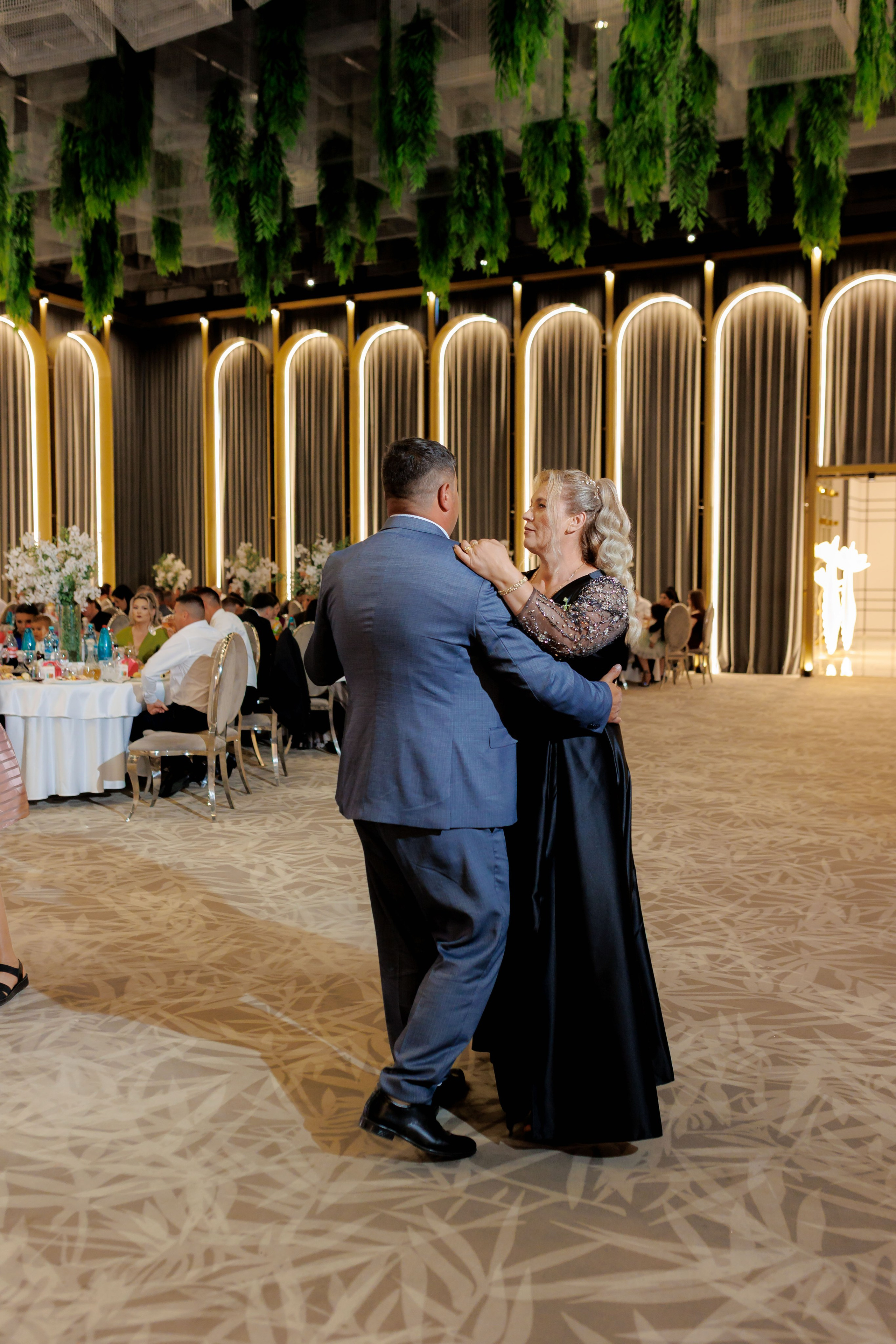 Nunta Nicoleta & Răzvan | Fotografie & Videografie Profesională. Servicii foto-video profesionale, pentru momente de neuitat