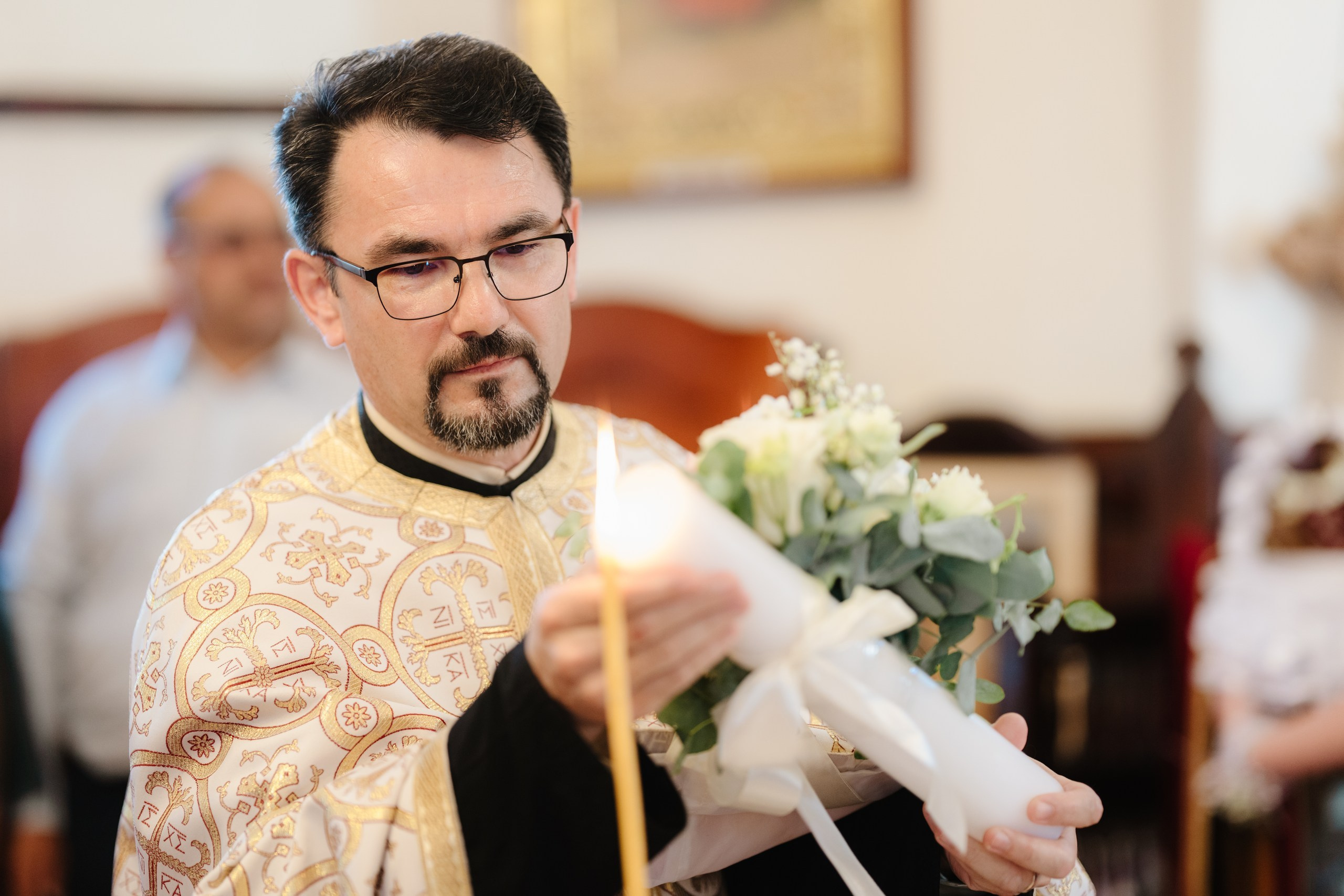 * fotograf stare civilă Siret* fotograf Bucovina* fotograf nuntă Suceava* fotograf Iași Botoșani* stare civilă tradițională* ie românească nuntă* AlinoFotoStudio* fotograf Andrei și Andreea- Alin Chirilă fotograf – stare civilă Siret, Suceava, Andrei și Andreea în ie tradițională, poveste spusă prin fotografiefotograf stare civilă Siret Suceava Alin Chirilă – miri îmbrăcați în costum tradițional bucovineanAlin Chirilă fotograf nuntă Siret Suceava – stare civilă autentică în Bucovina, emoții realefotograf Siret Suceava Alin Chirilă – Andrei și Andreea la starea civilă în ie tradiționalăstare civilă Siret fotograf Alin Chirilă – cadre naturale cu miri în costum popular din Bucovinafotograf nuntă Siret Suceava Alin Chirilă – povestitor prin fotografie, moment emoționant la starea civilăAlin Chirilă fotograf stare civilă Siret – iubire autentică surprinsă în stil documentarfotograf Bucovina Siret Alin Chirilă – stare civilă în ie tradițională, cadre pline de emoțieAlin Chirilă fotograf Suceava – Andrei și Andreea spun DA la starea civilă în Siretfotograf stare civilă Suceava Siret Alin Chirilă – poveste de iubire în stil tradițional românesc - Alin Chirilă fotograf profesionist, AlinoFotoStudio, fotograf evenimente Siret, Suceava County, Iași, Bacău County, Botoșani, Neamț County, fotograf nunți, botezuri, cununii civile, portrete și momente autentice surprinse elegant.- Alin Chirilă surprinde momente elegante de nuntă și evenimente speciale prin AlinoFotoStudio, fotograf disponibil în Siret, Suceava County, Iași, Bacău County, Botoșani și Neamț County, specializat în nunți, botezuri și cununii civile. - Alin Chirilă fotograf profesionist, AlinoFotoStudio, fotograf nuntă și evenimente în Siret, Suceava, Iași, Bacău, Botoșani și Piatra Neamț, fotograf nunți, botezuri, cununie civilă, ședințe foto, trash the dress, logodnă, familie, portrete și fotografii autentice. - AlinoFotoStudio by Alin Chirilă, fotograf evenimente premium în Suceava County, Iași County, Bacău County, Botoșani County și Neamț County, fotograf de familie, fotograf ceremonii religioase, petreceri și momente emoționante. - Alin Chirilă fotograf, povestitor prin fotografie, servicii foto profesionale pentru mireasă, mire, pregătiri nuntă, biserică, restaurant, valsul mirilor, tradiții românești și amintiri de neuitat în Moldova.