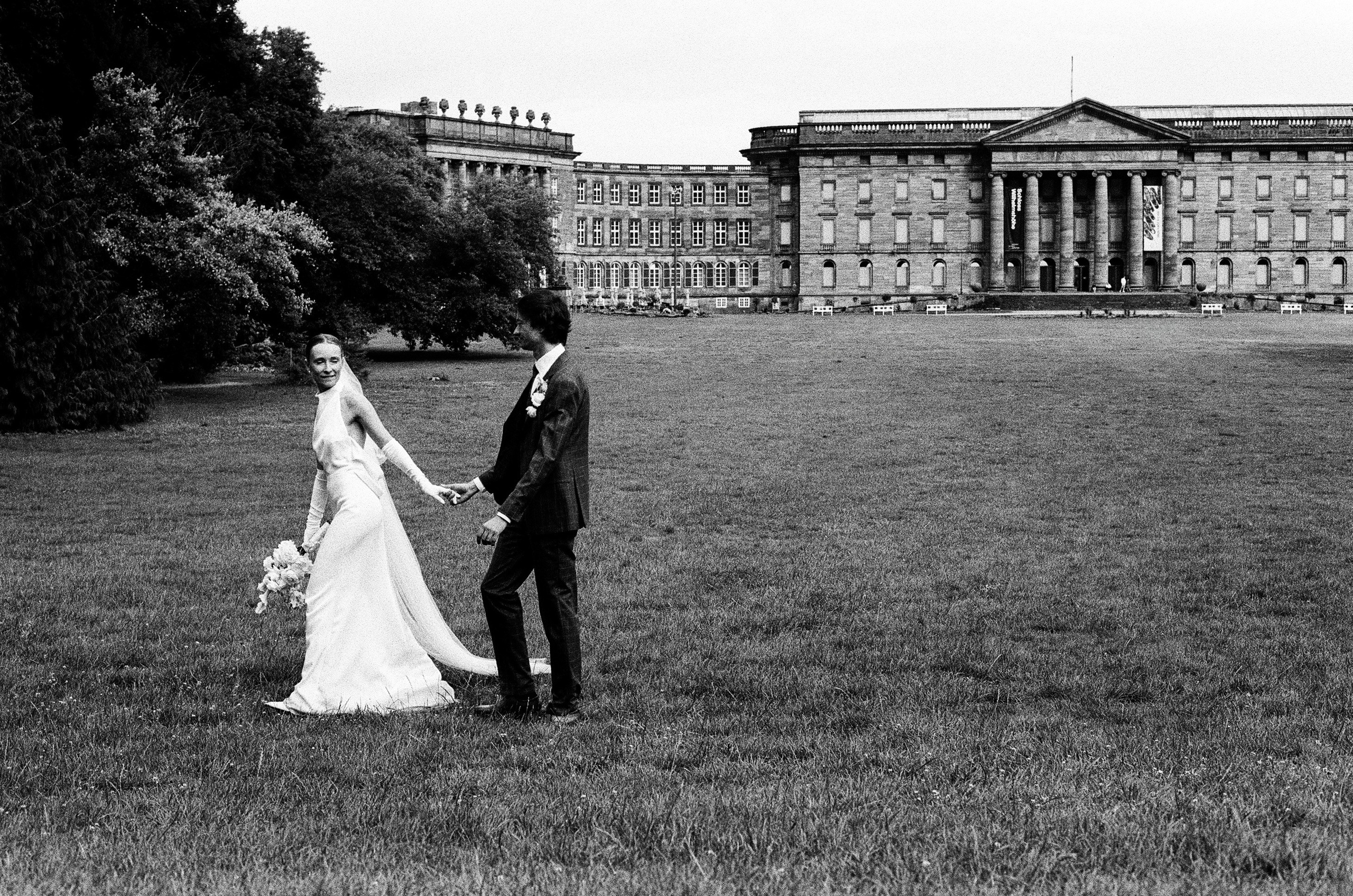  Wedding videographer Düsseldorf – cinematic love story in Germany.