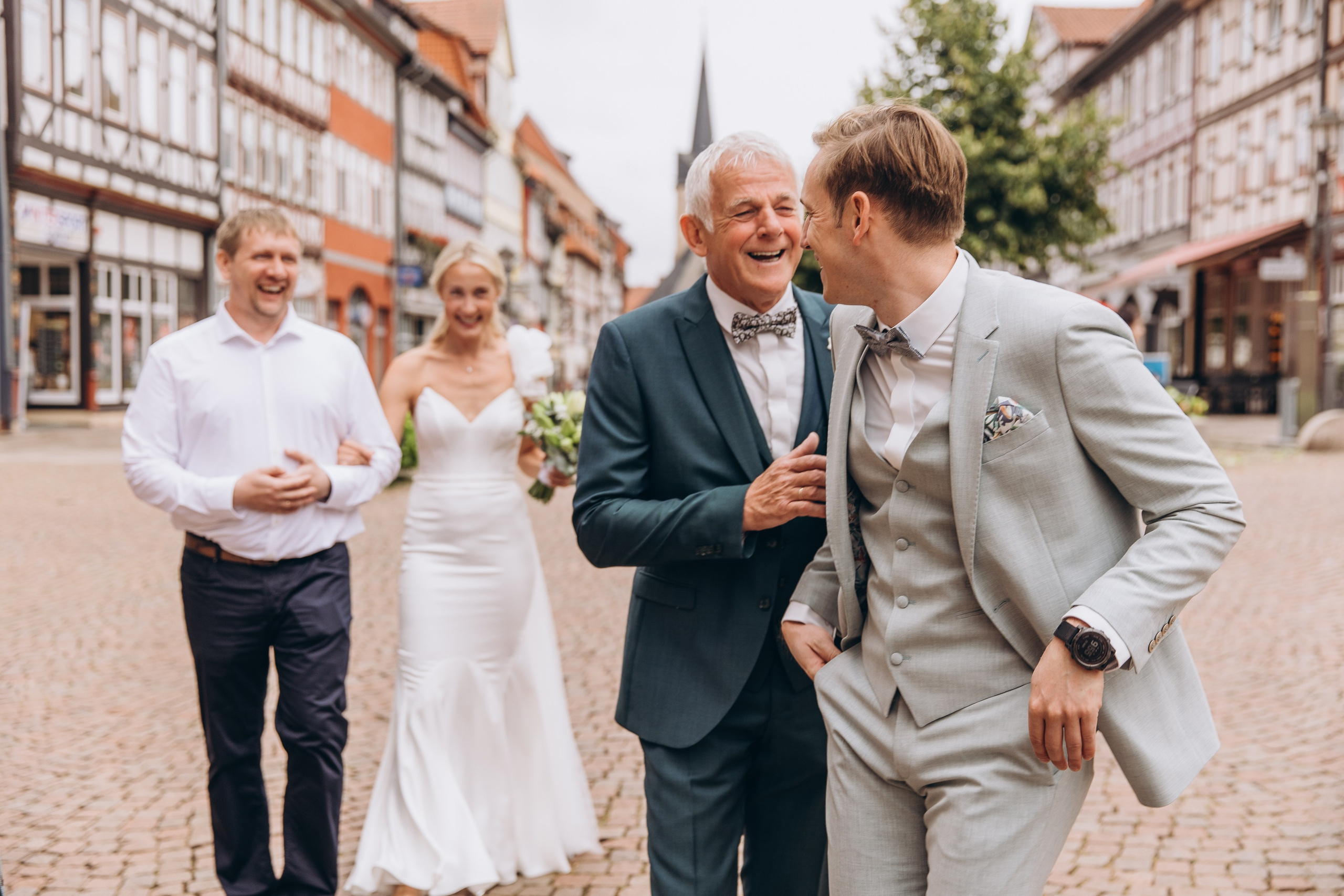 Svetlana and Yann. Hochzeitsgeschichten – Professionelle Hochzeitsfotografie & Videografie in Deutschland, Italien, Spanien und ganz Europa