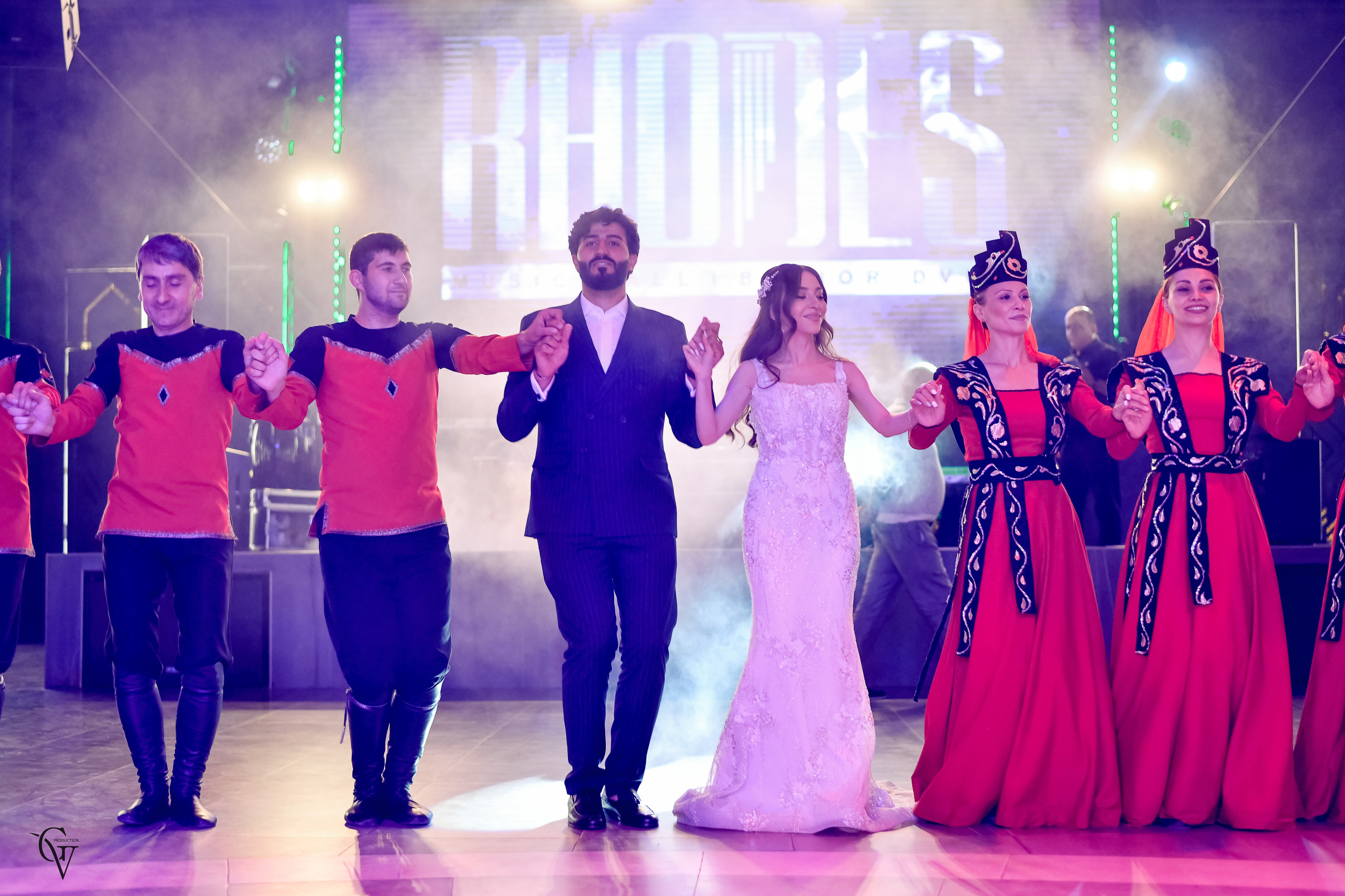 Wedding In Armenia. Wedding photos and video shooting in Armenia and all over the world!!! Photographer in Yerevan