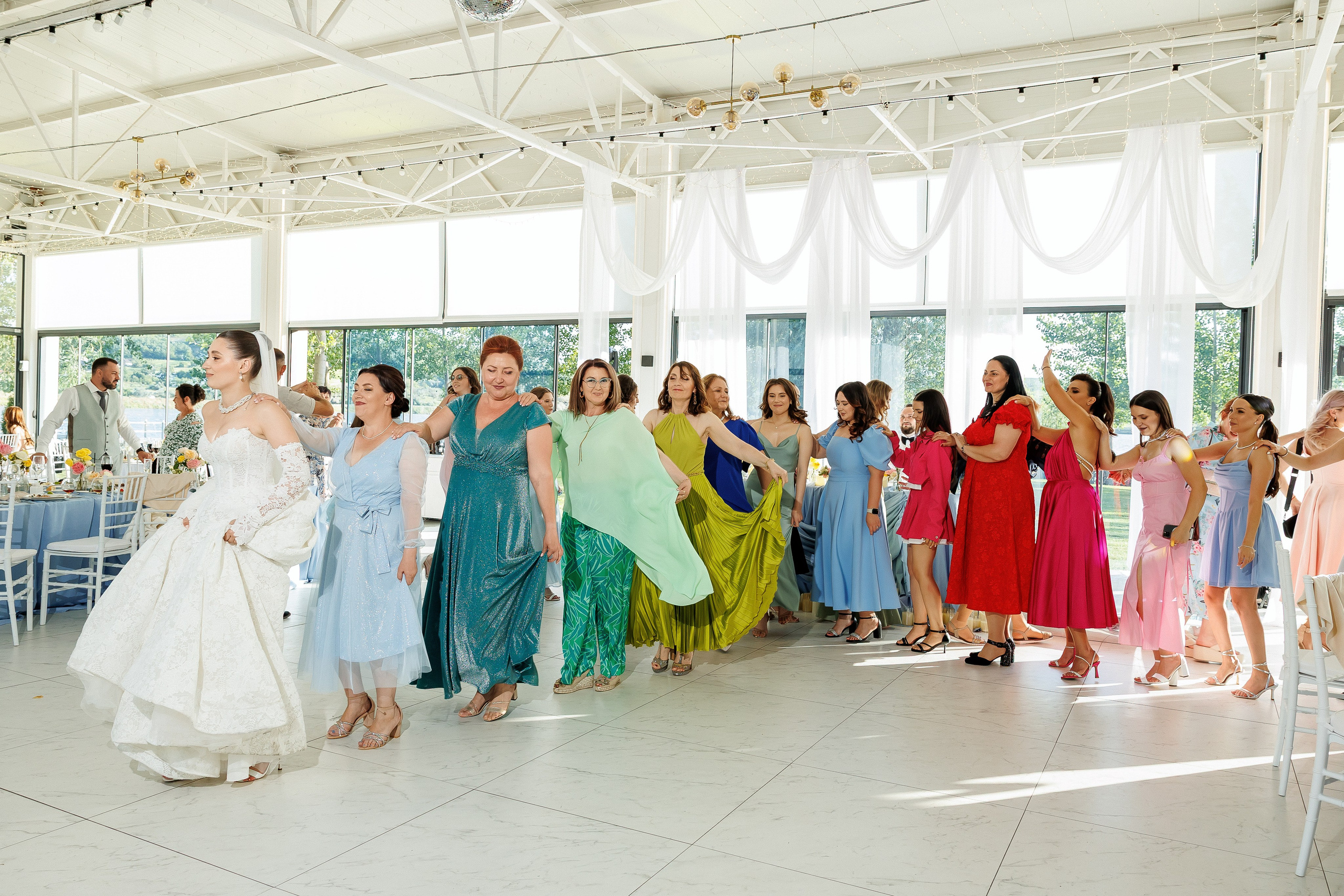 Florin & Corina — Complexul Turistic Costesti — Wedding Day. Servicii Foto și Video 067188353