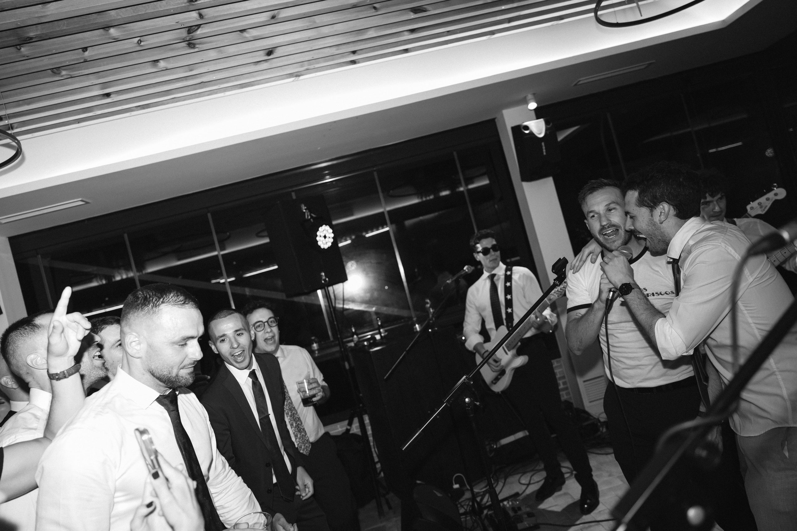 EVA & GUILLE. Fotógrafo y Videografo de bodas y eventos