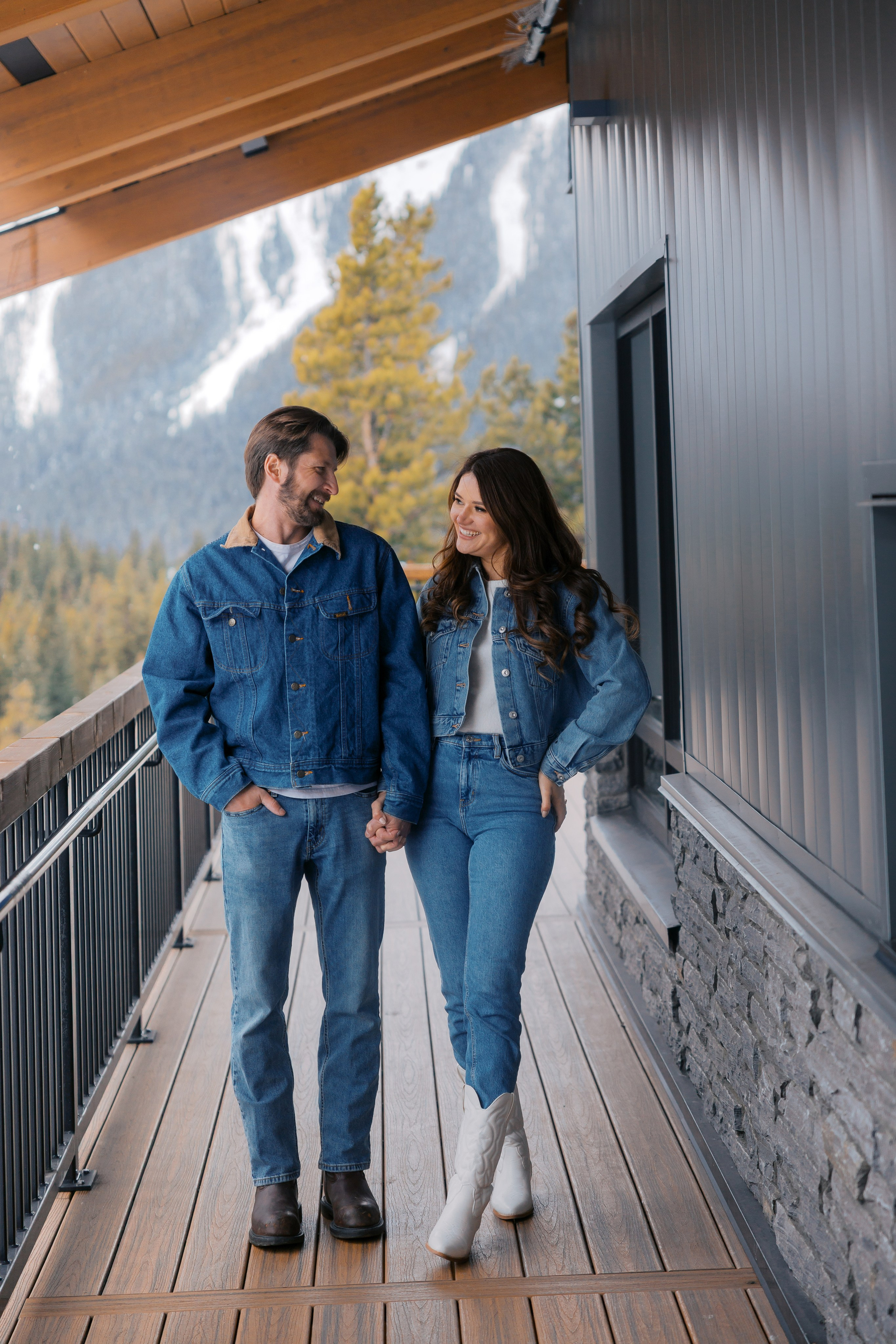 Ski engagement session. Home